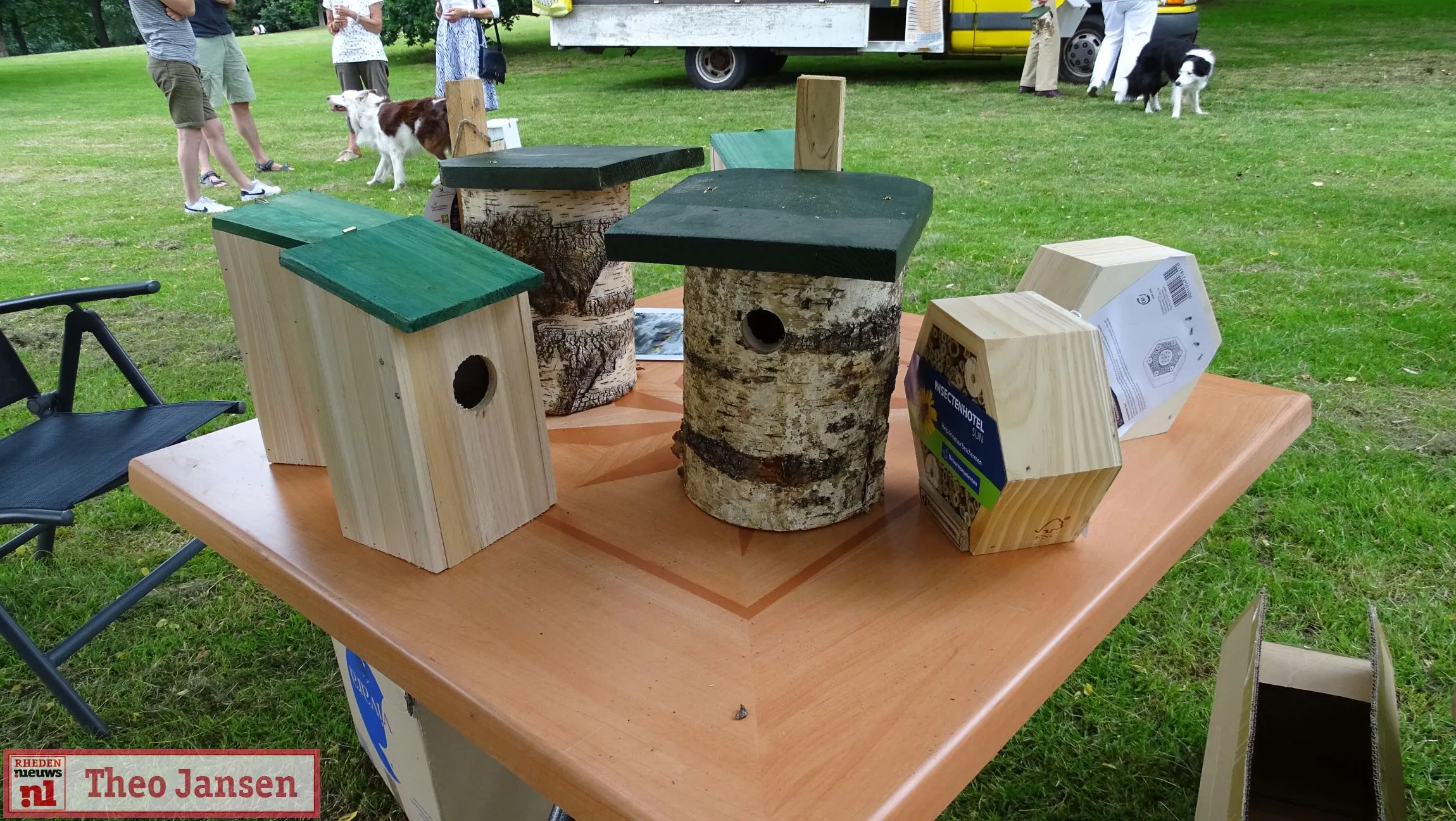 26 6 21 mezenkasten en insectenhotels zijn in trek in daalhuizen velp 1