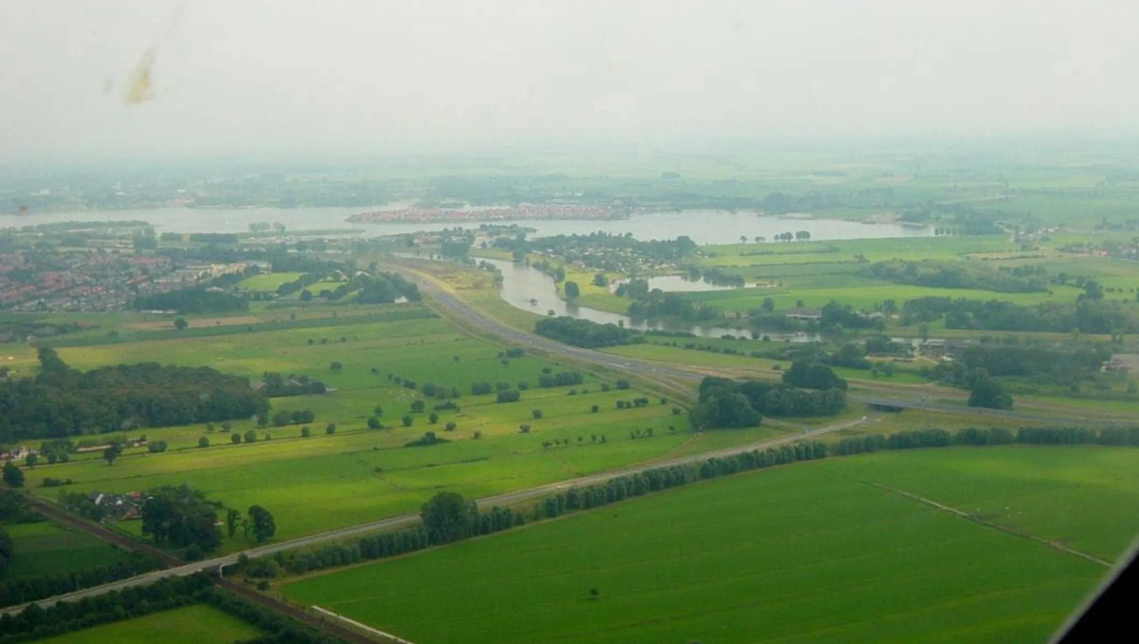 a348 rhedennieuwsnl