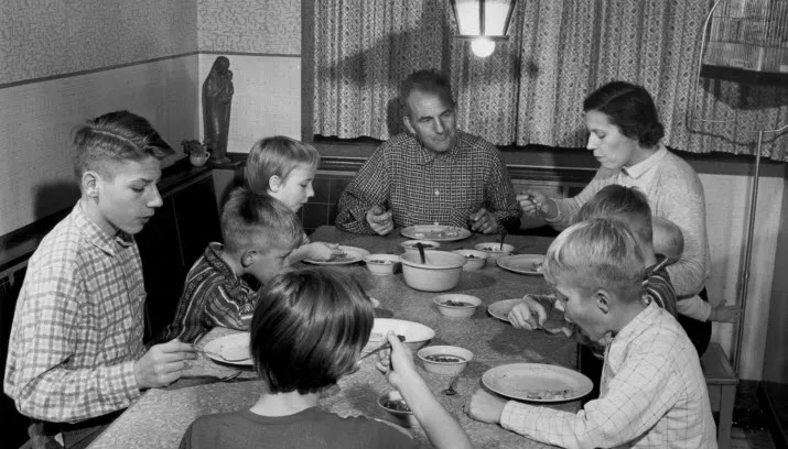 aan tafel