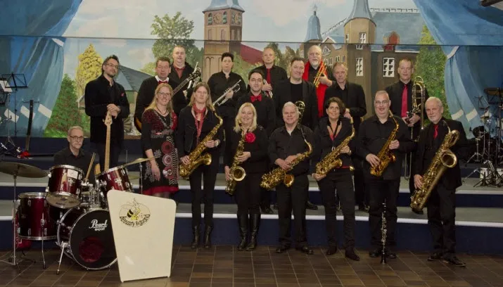 beezzzty bigband01