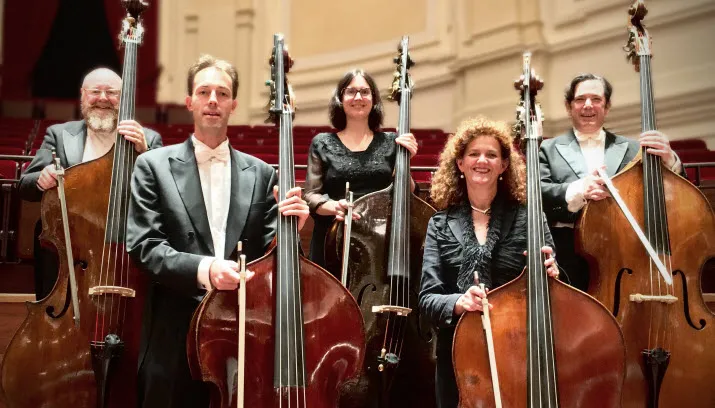 contrabas ensemble