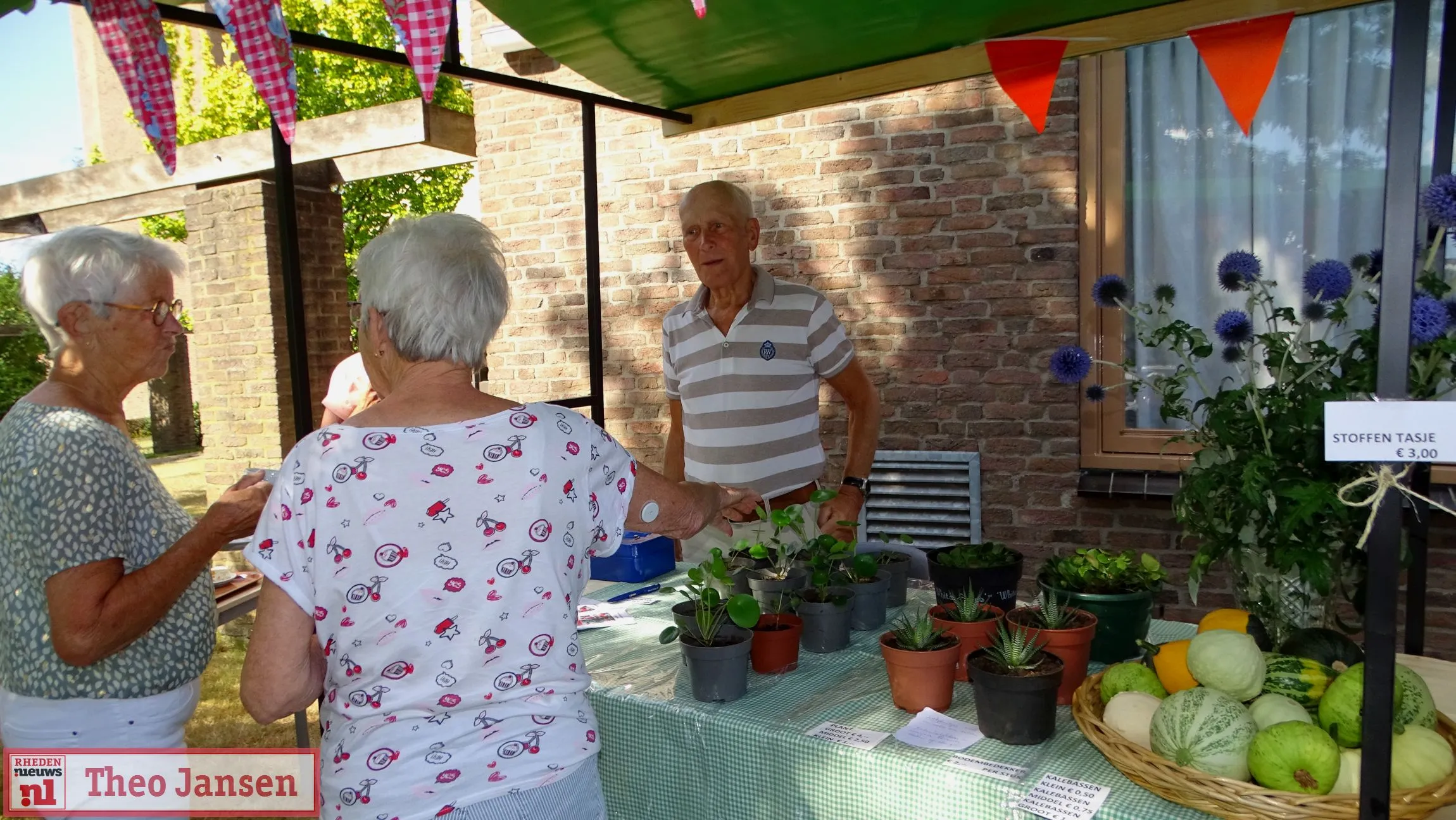 eerste van 10 kerkmarkten dieren nu van start 2022 07 15 7