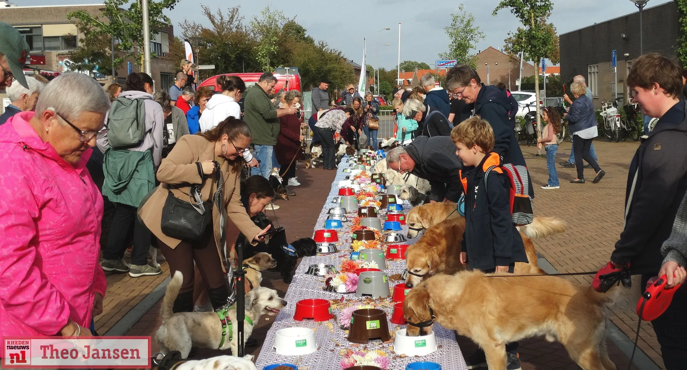 huisdieren kregen weer een heerlijk dierenbuffet aangeboden 2023 1