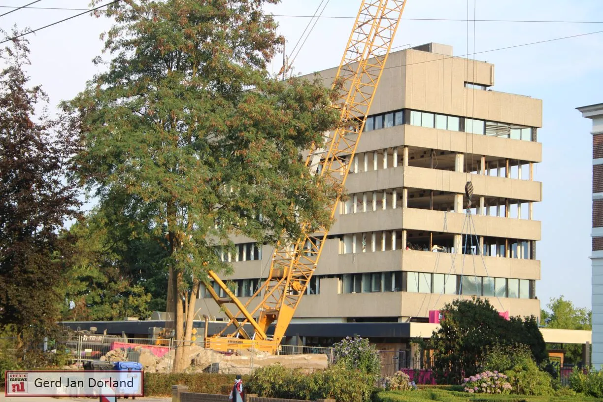 Sloop voormalig Vitensgebouw gestart