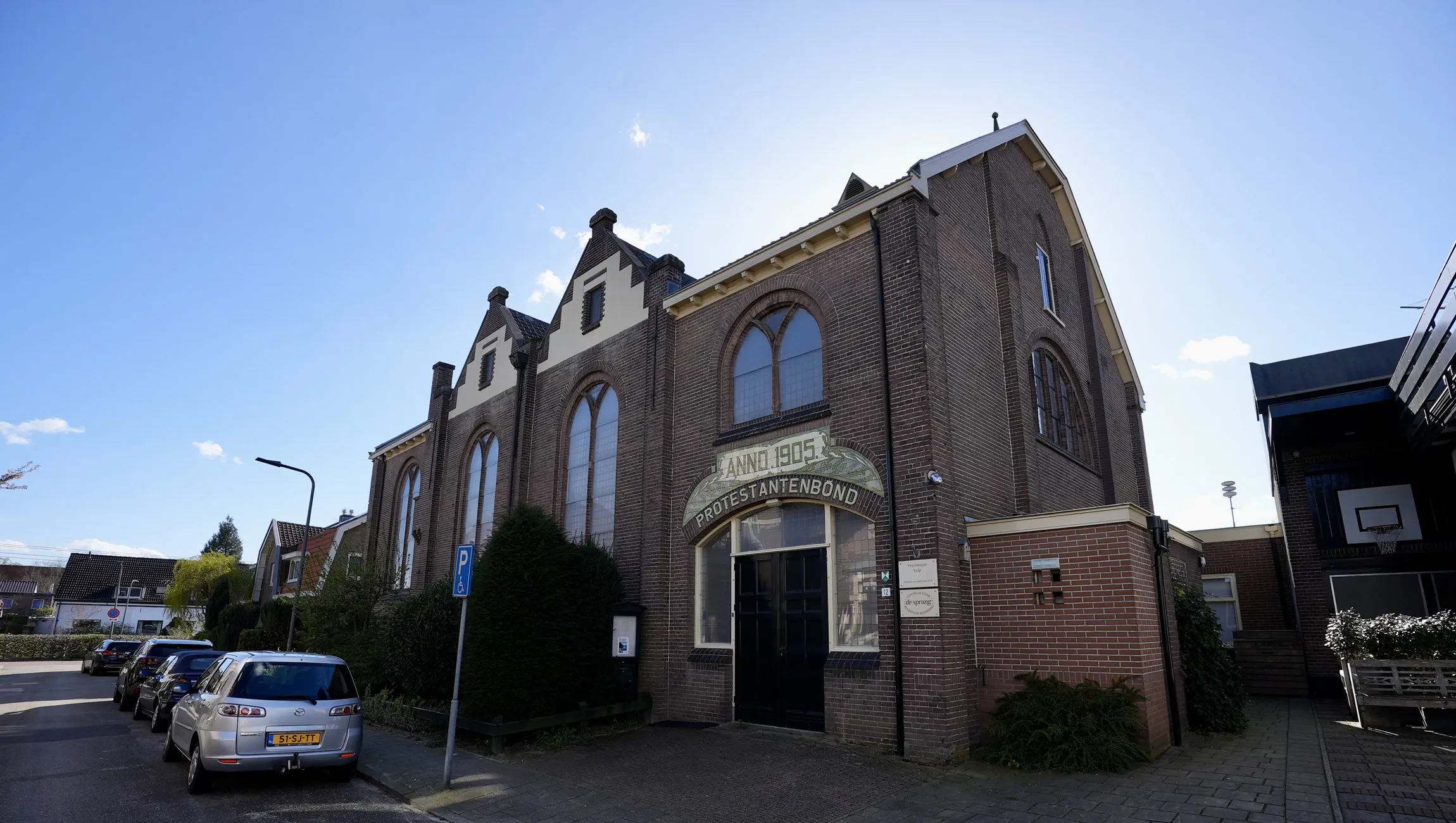 kerk drfabiusstraat boei