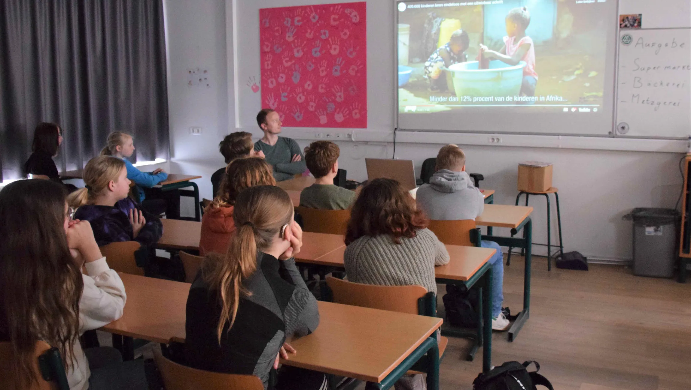 klas krijgt het filmpje te zien van edukans marjanne eikelboom