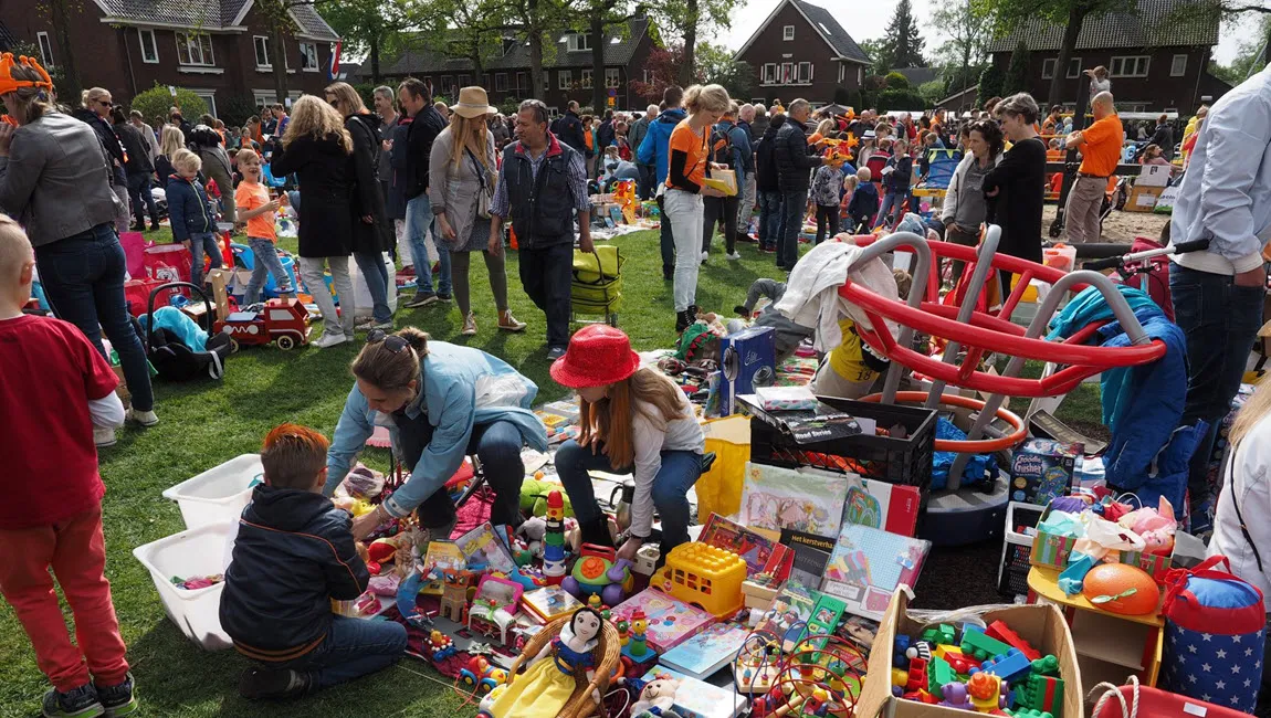 kleedjesmarkt koningsdag vvo