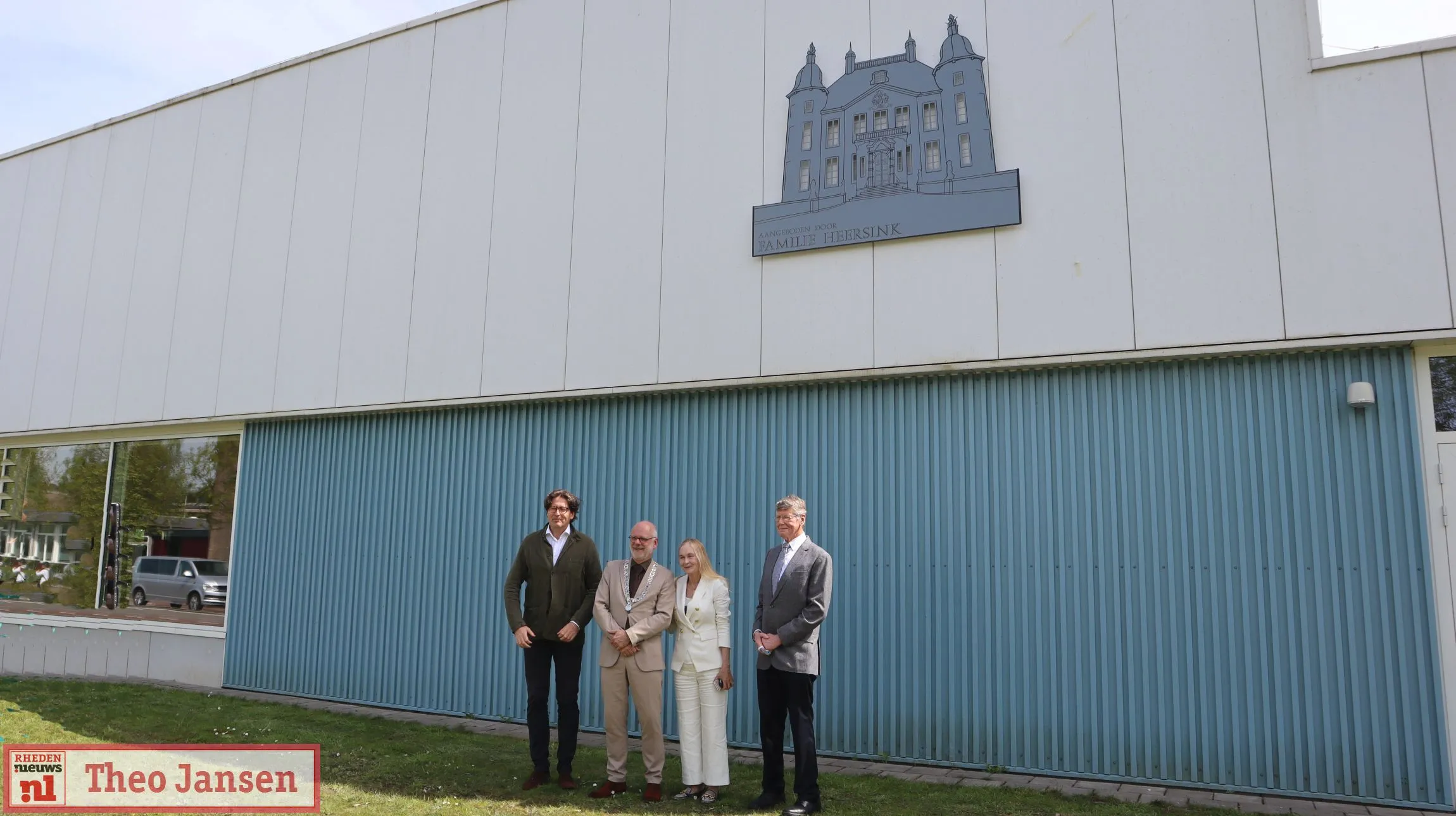 onthulling plaquette biljoenbad familie heersink 30 04 2024 1