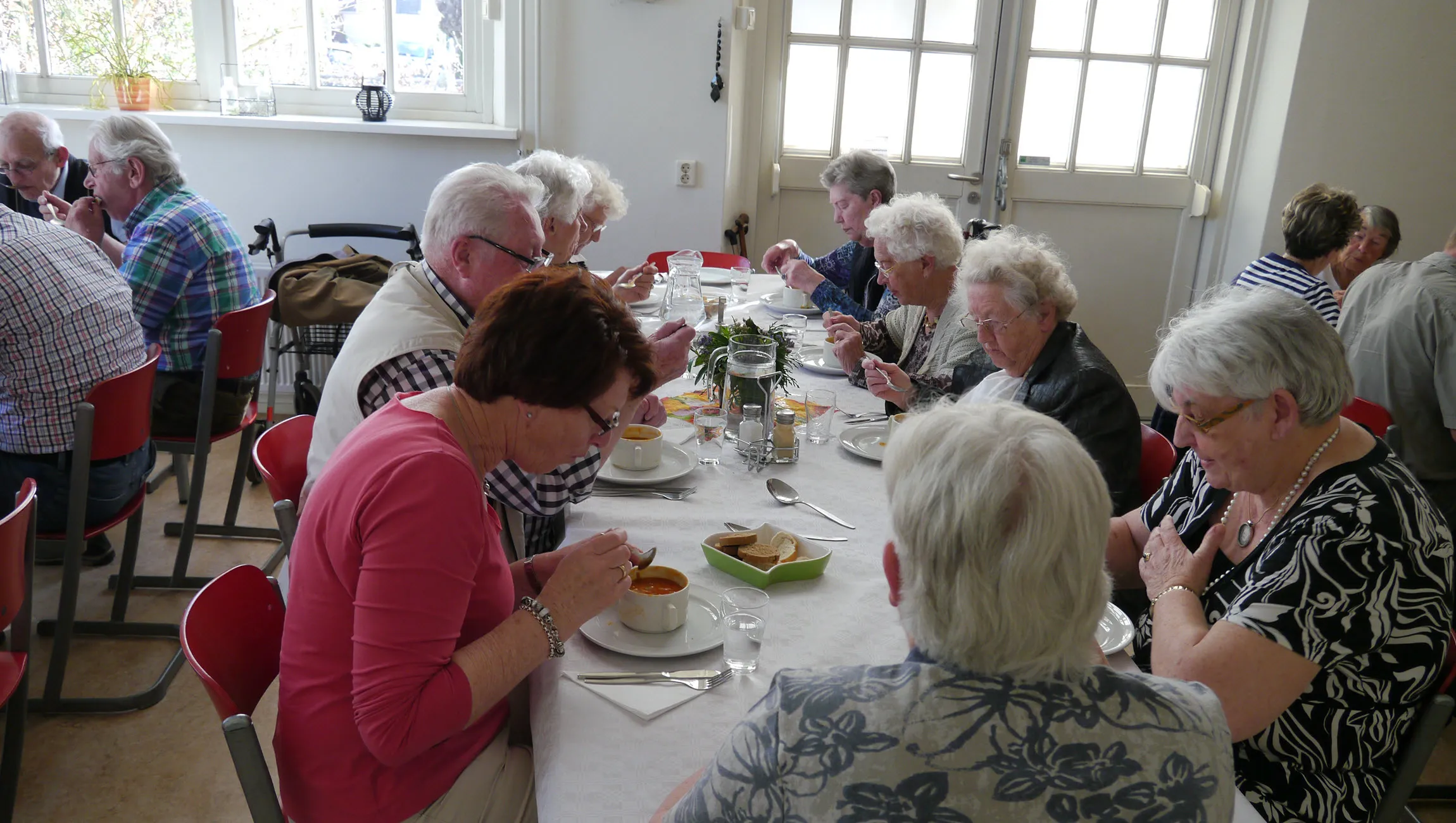 ontmoetingslunches voor inwoners uit de gemeente rheden incluzio