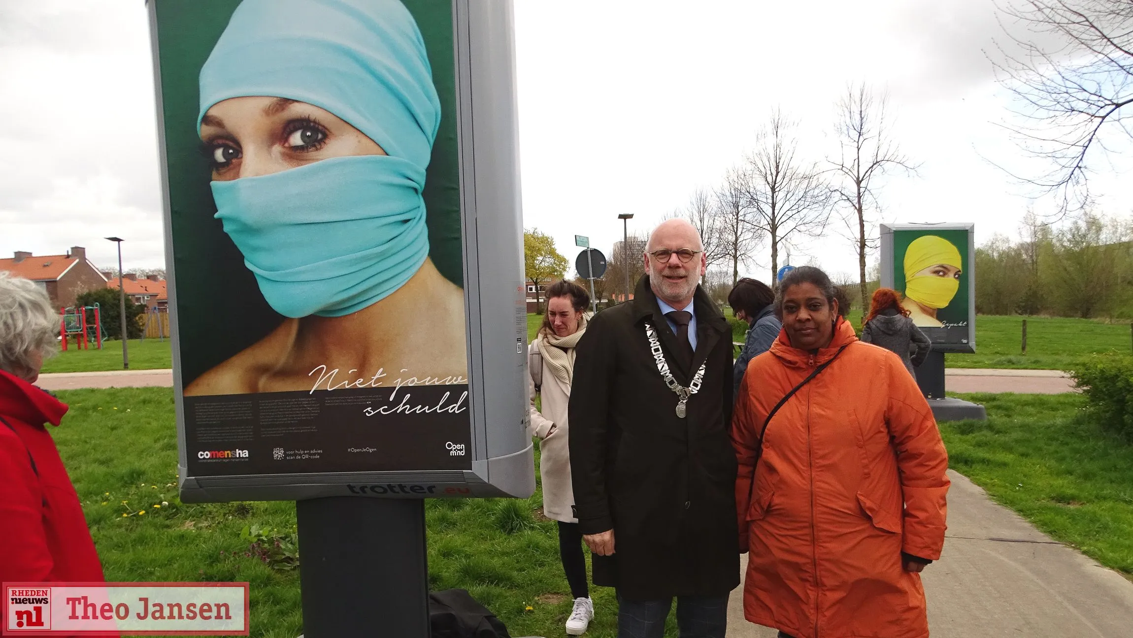 reizende foto expositie open je ogen voor mensenhandel in het geerfdenpark in velp 13 04 2023 16