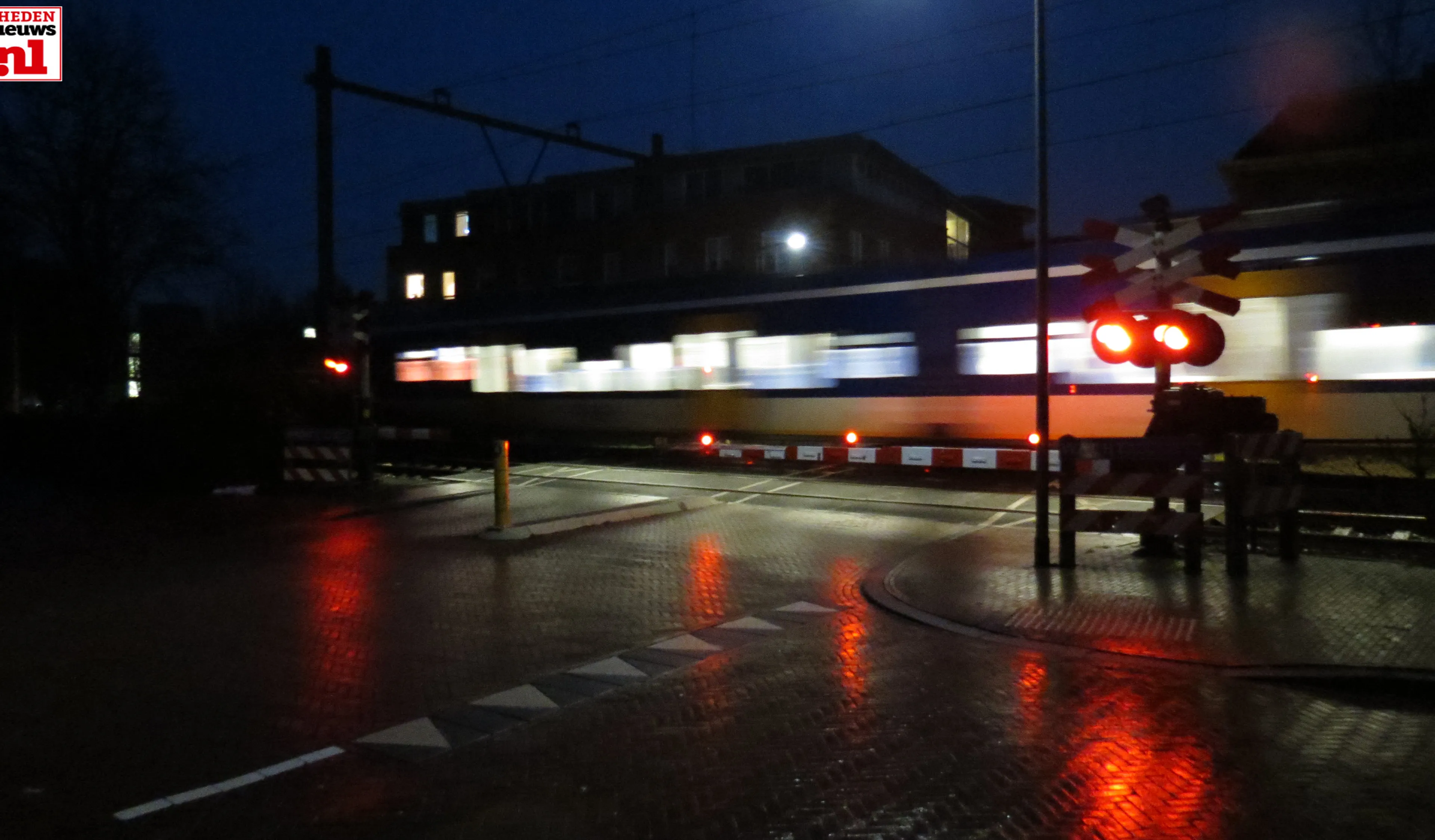 spoorwegovergang emmastraat velp