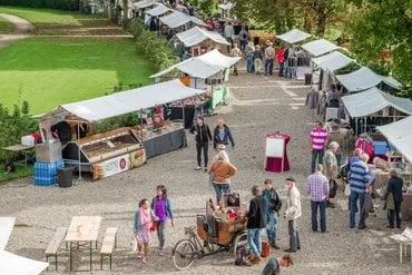 trots markt