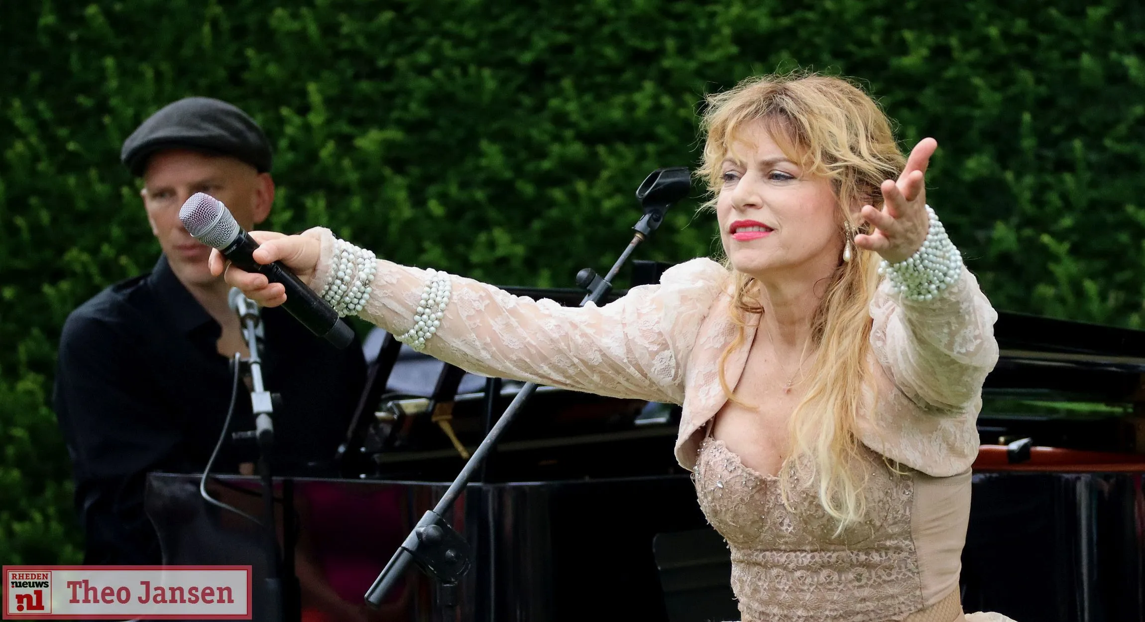 uitverkocht concert van ellen ten damme in kasteeltuin middachten 21 07 2024 7