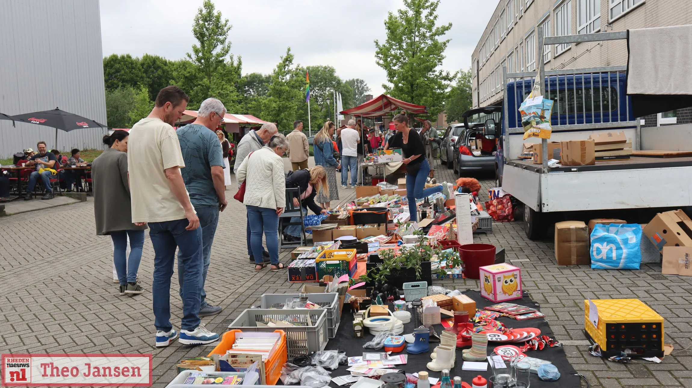 vlooienmarkt in velp tijdens tweede pinksterdag 20 05 2024 1