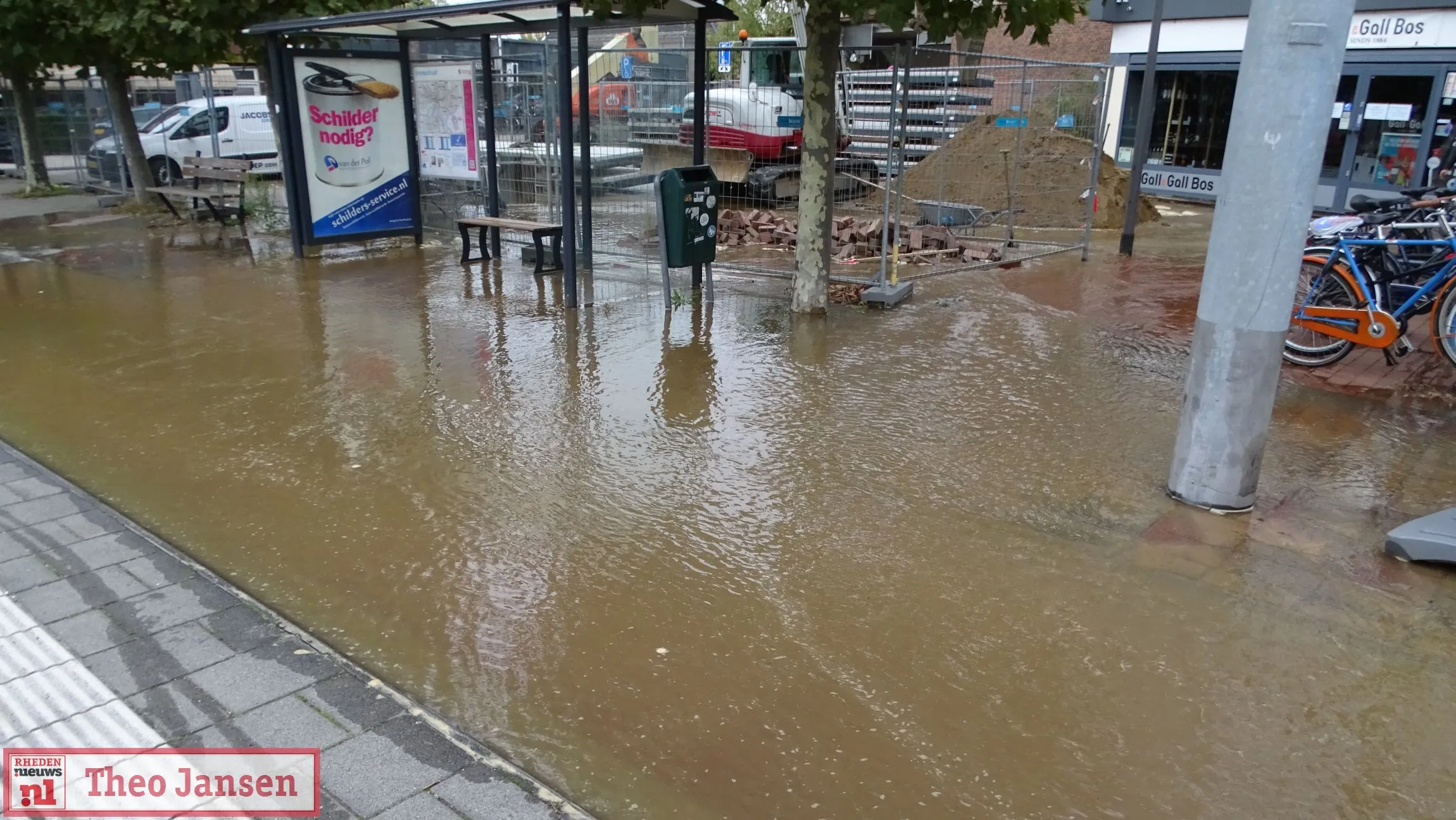 waterleidingbreuk bij graafwerkzaamheden nabij naefflat te velp 05 10 2022 1