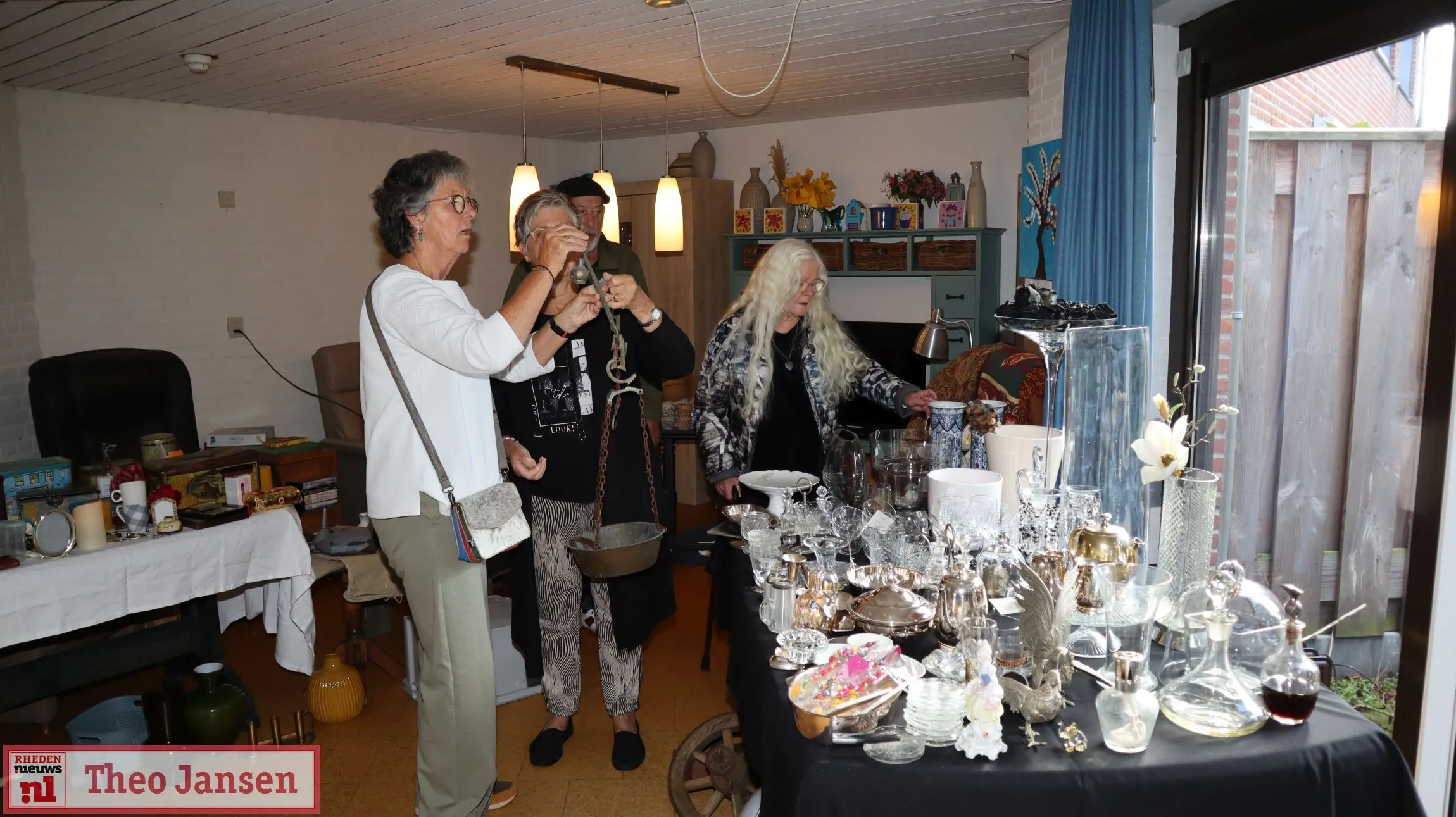 rommelmarkt huize johanna in dieren succesvol opbrengst voor gehandicaptenbusje 28 09 2024 1