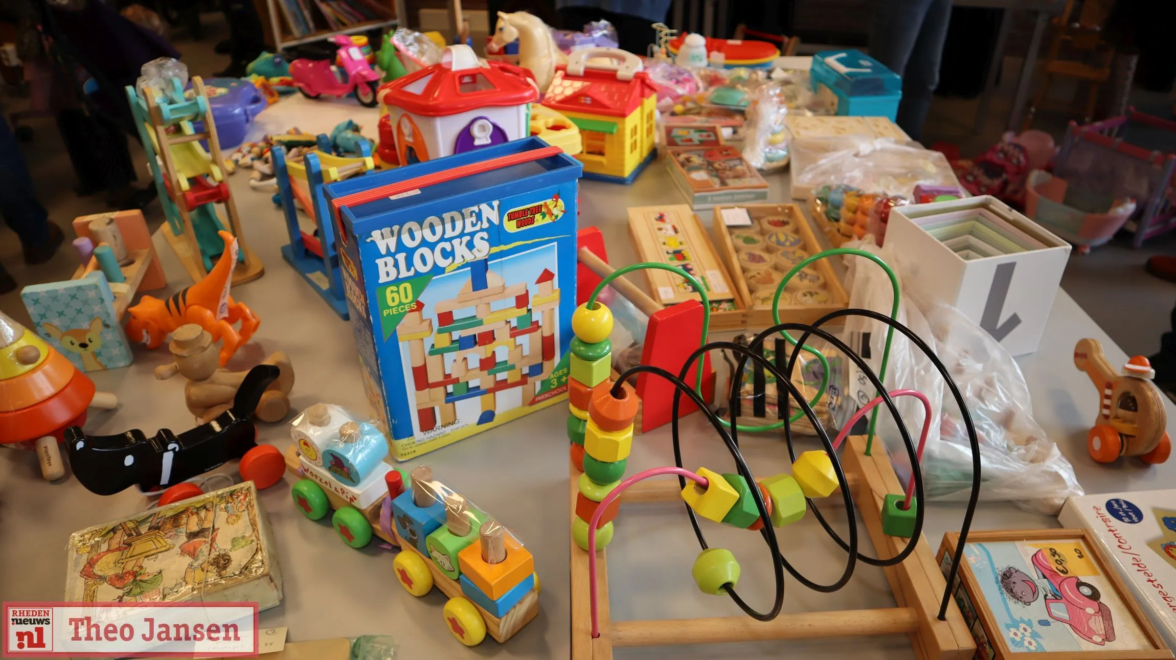 boekenmarkt en speelgoedbeurs in de zoomerij dieren 02 11 2024 6