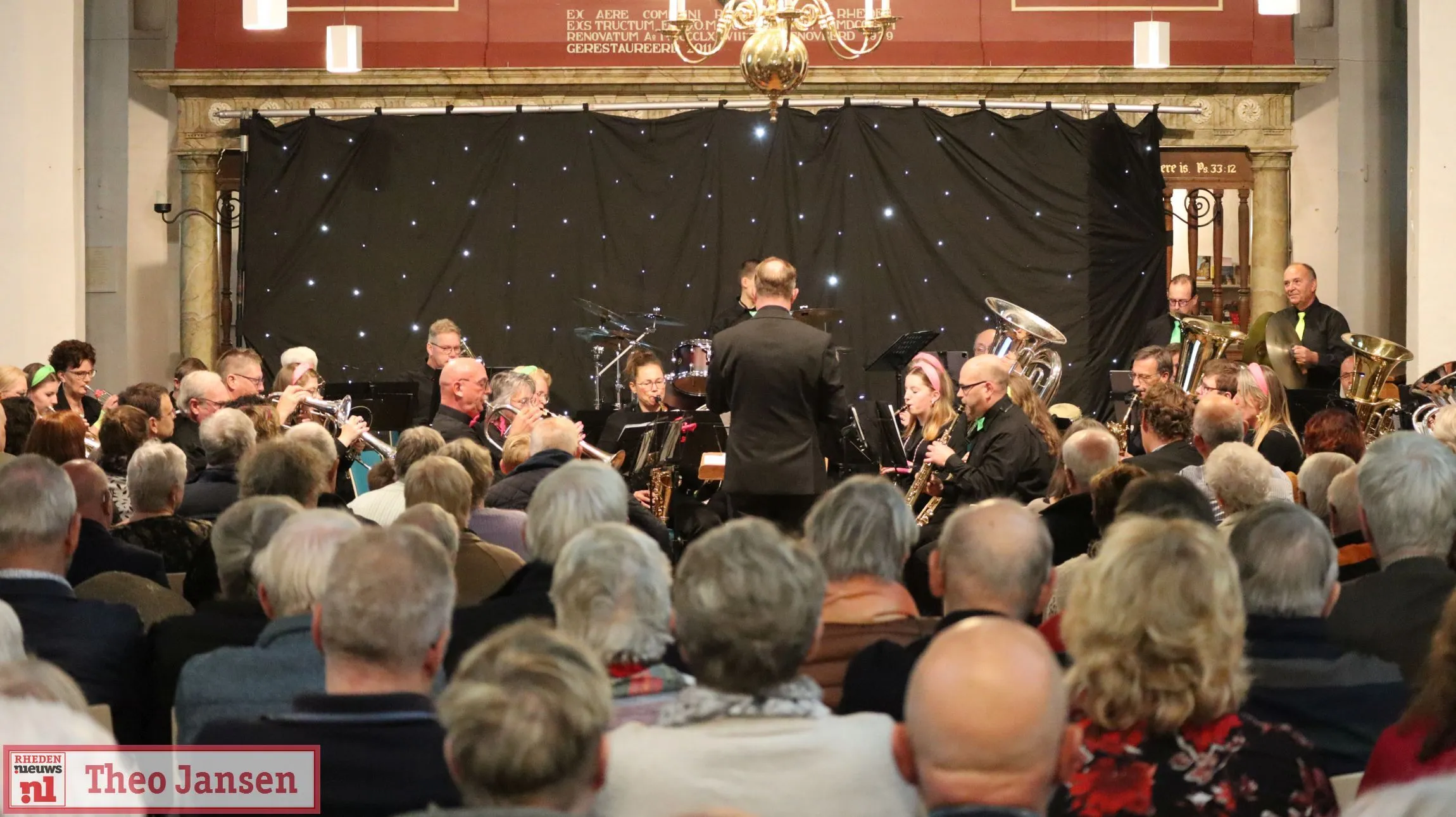 bomvolle dorpskerk voor najaarsconcert rhedens fanfare corps 17 11 2024 1