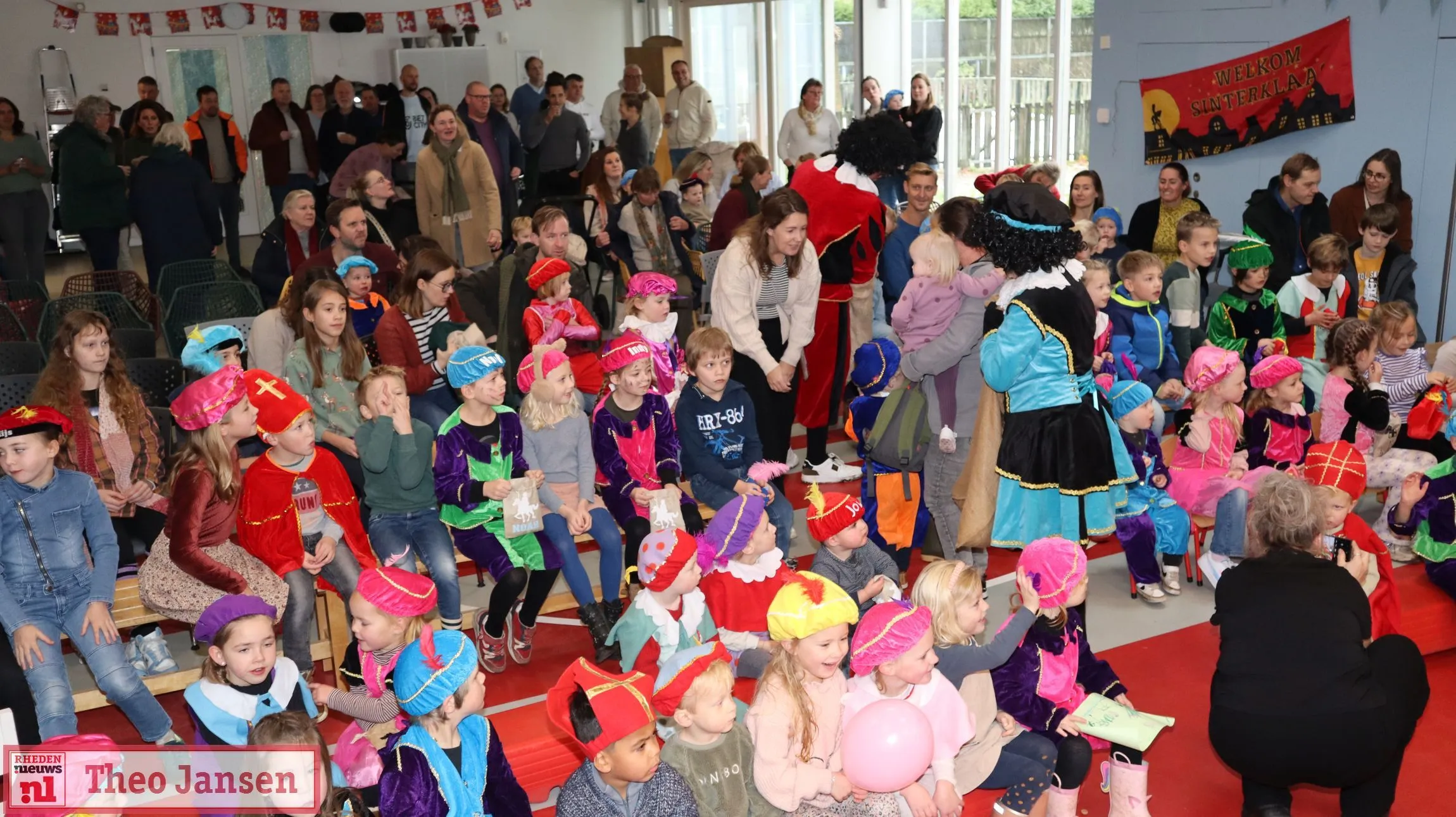 sinterklaas bezoekt ellecom in het warme dorpshuis 2024 1
