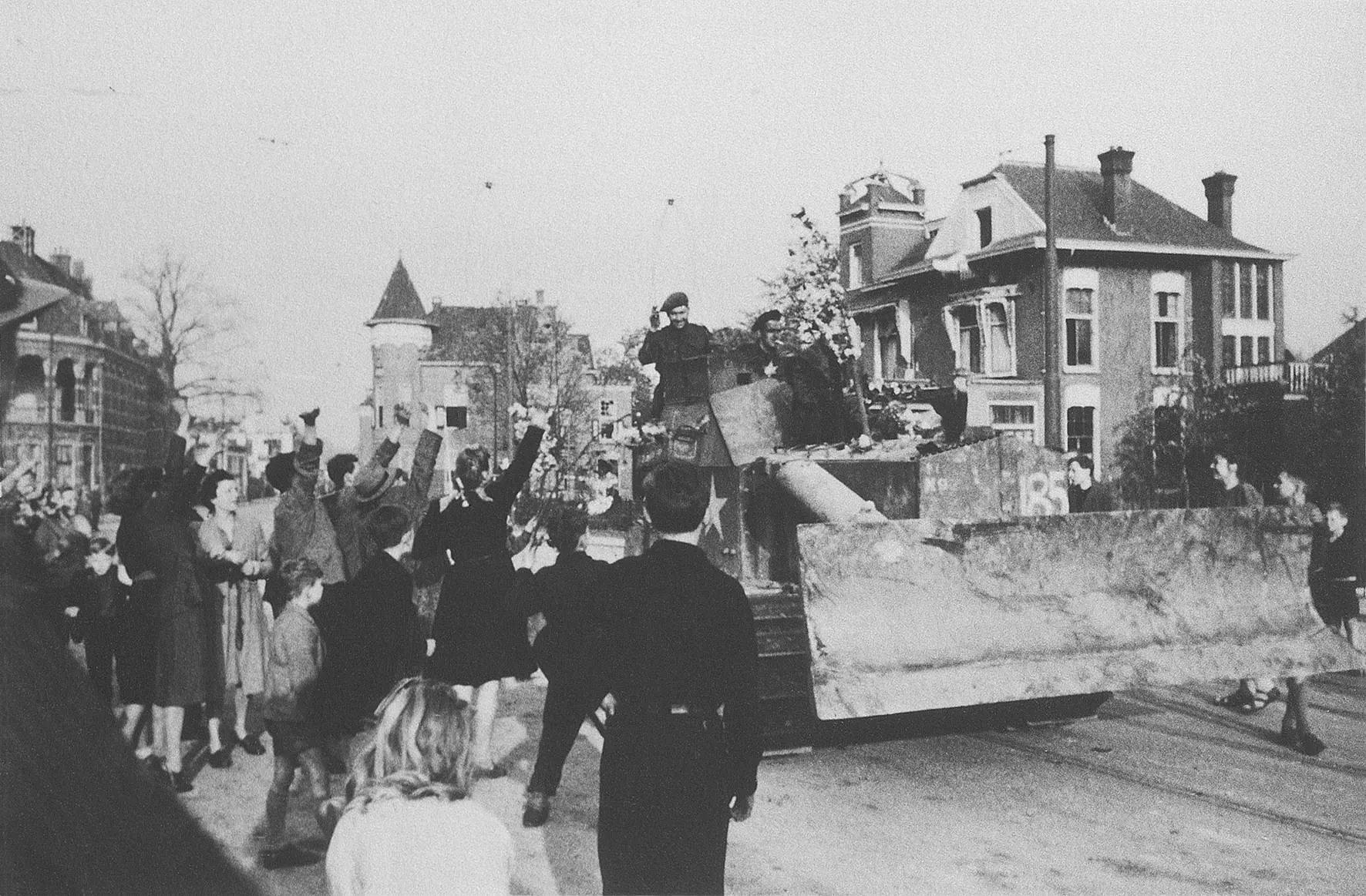 Velp Viert Vrijheid: 80 jaar Beseffen, Herdenken en Vieren