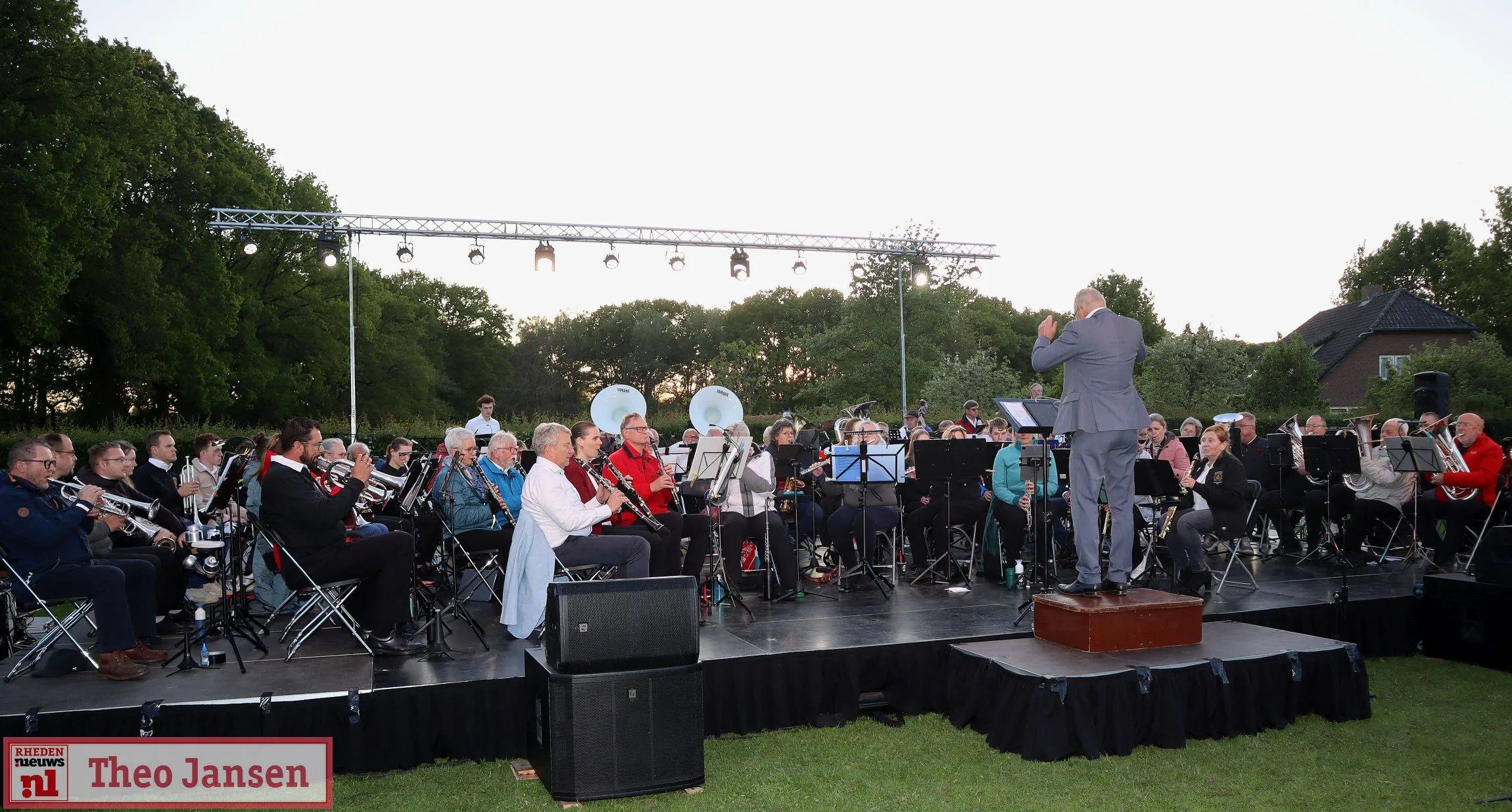 laag soeren herdenkt en viert vrijheid met indrukwekkend bevrijdingsconcert 05 05 2025 1