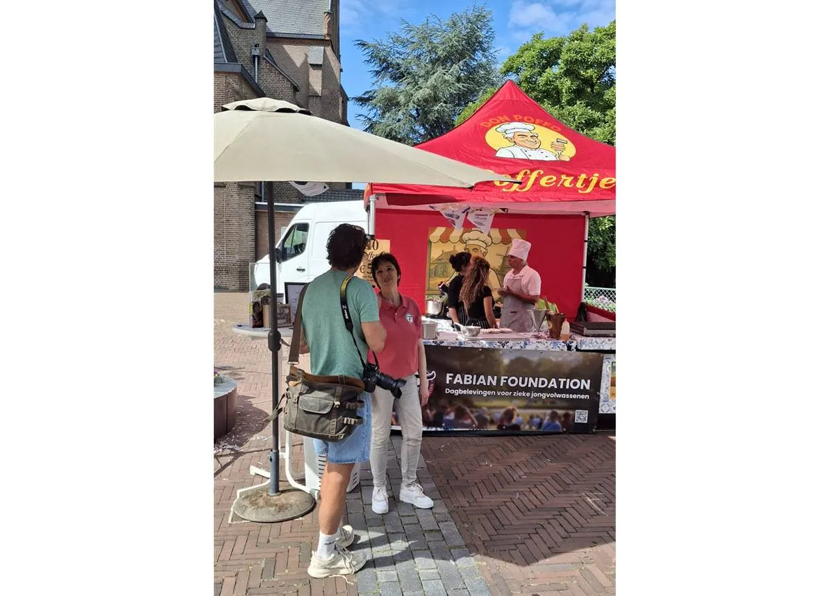 Ruim 1000 euro opgehaald voor de Fabian Foundation op 2e Velleper Donderdag 2025