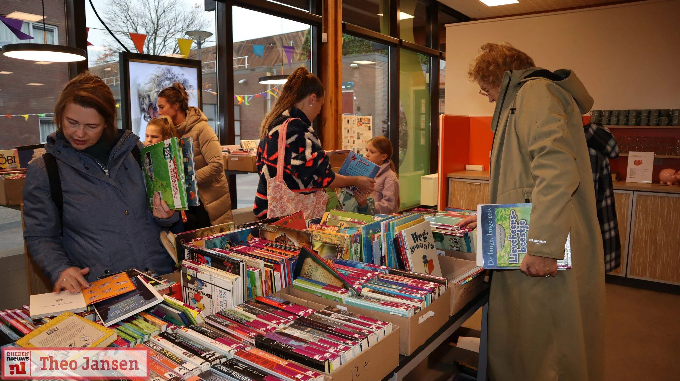 Koesterboekenmarkt Zoomerij Dieren 2025 (5)