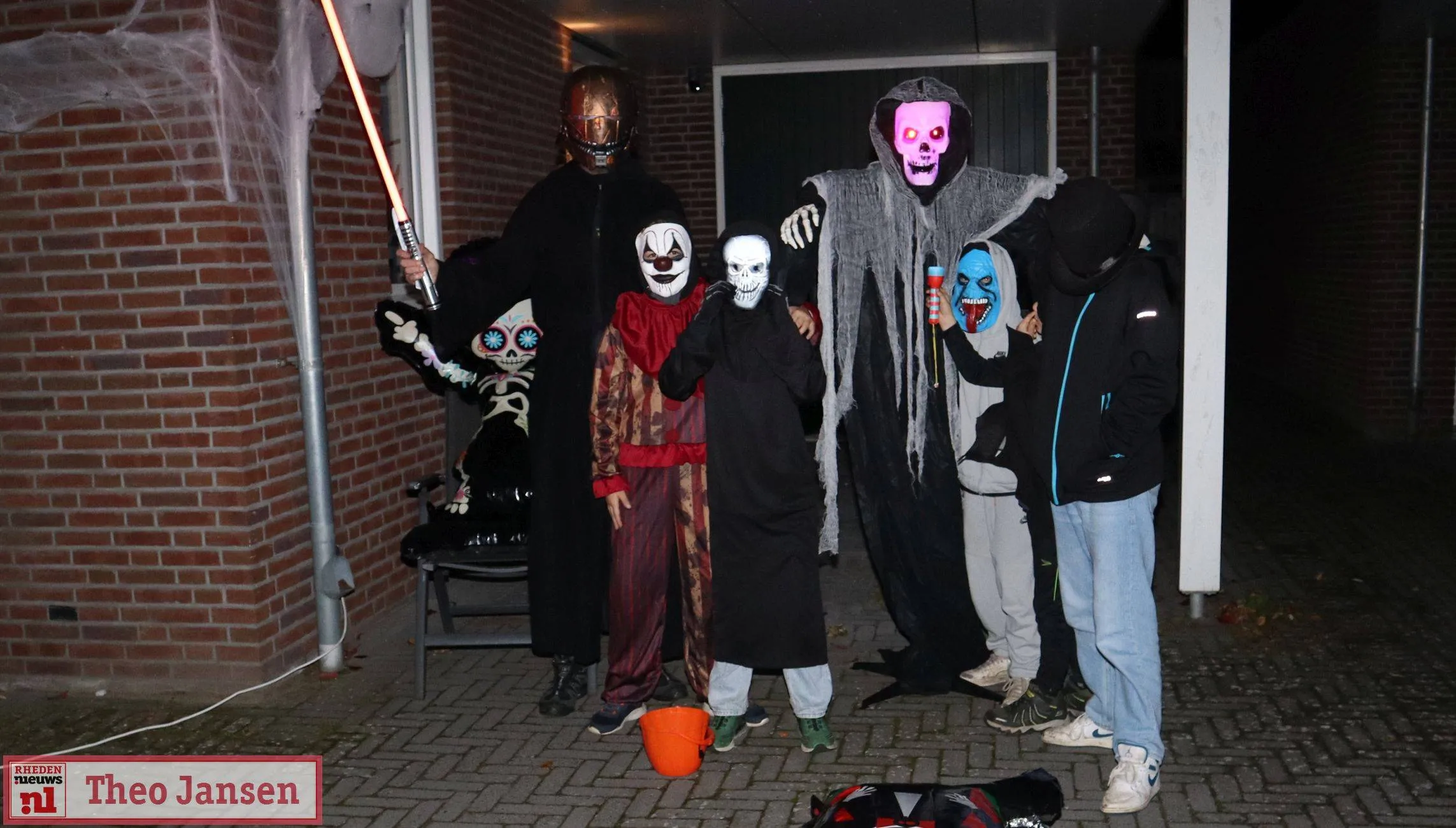 Rheden is tijdens Halloween een spannend griezeldorp 2025 (1)