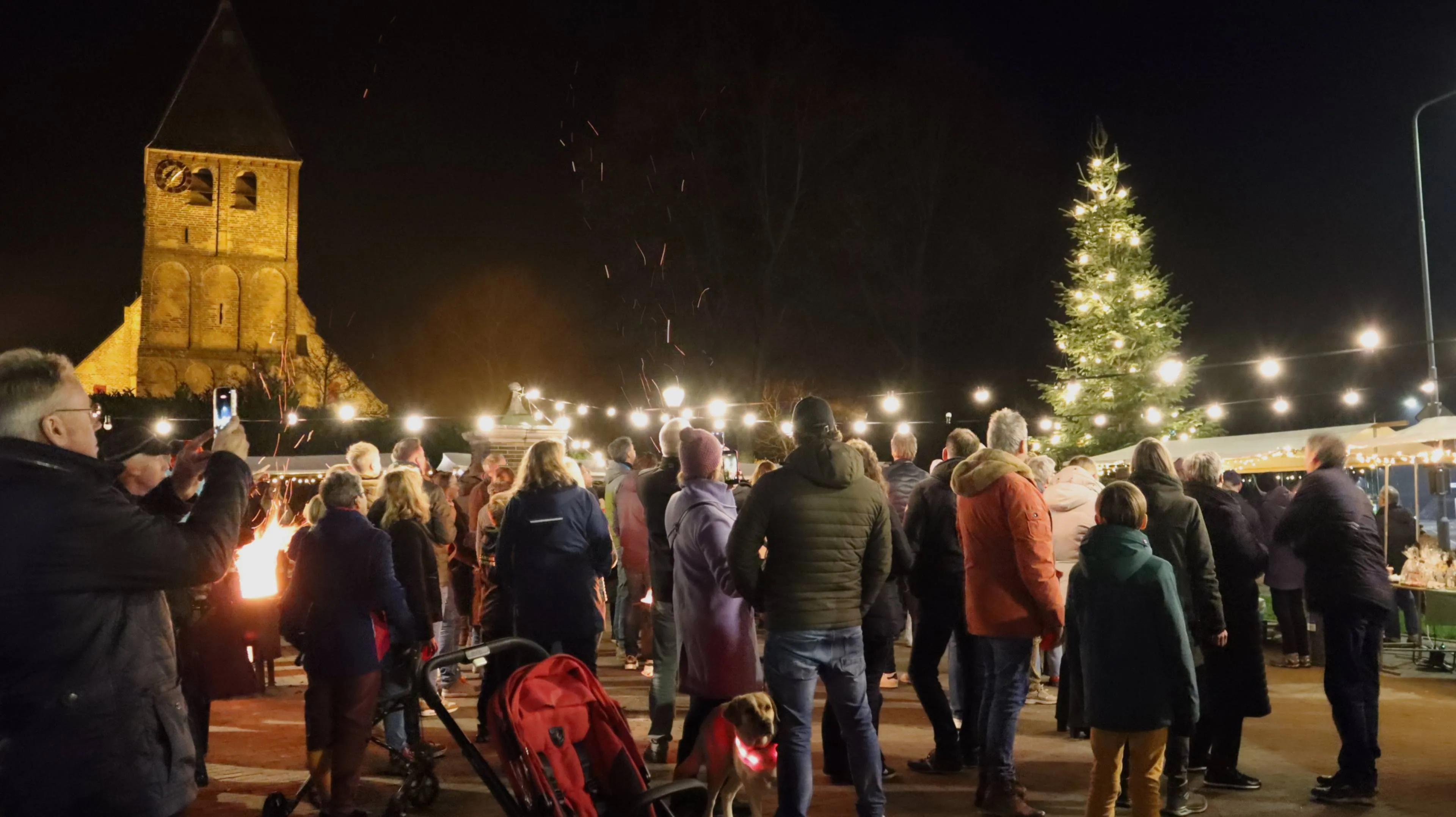 Kerst op het Dorpsplein in Rheden opnieuw druk bezocht 13-12-2025 (17)