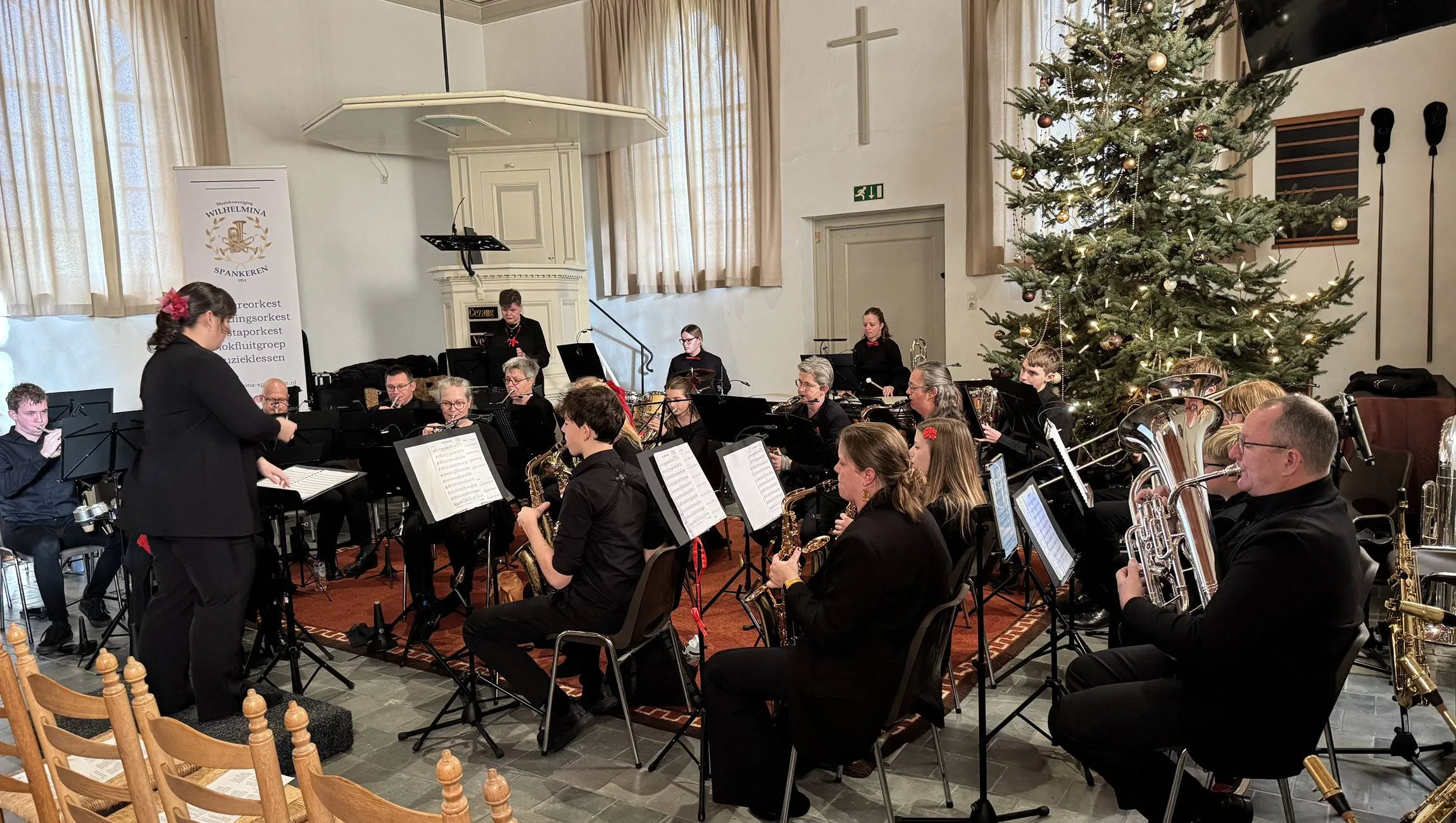 Kerstconcert Muziekvereniging Wilhelmina Spankeren - Berry Eskes