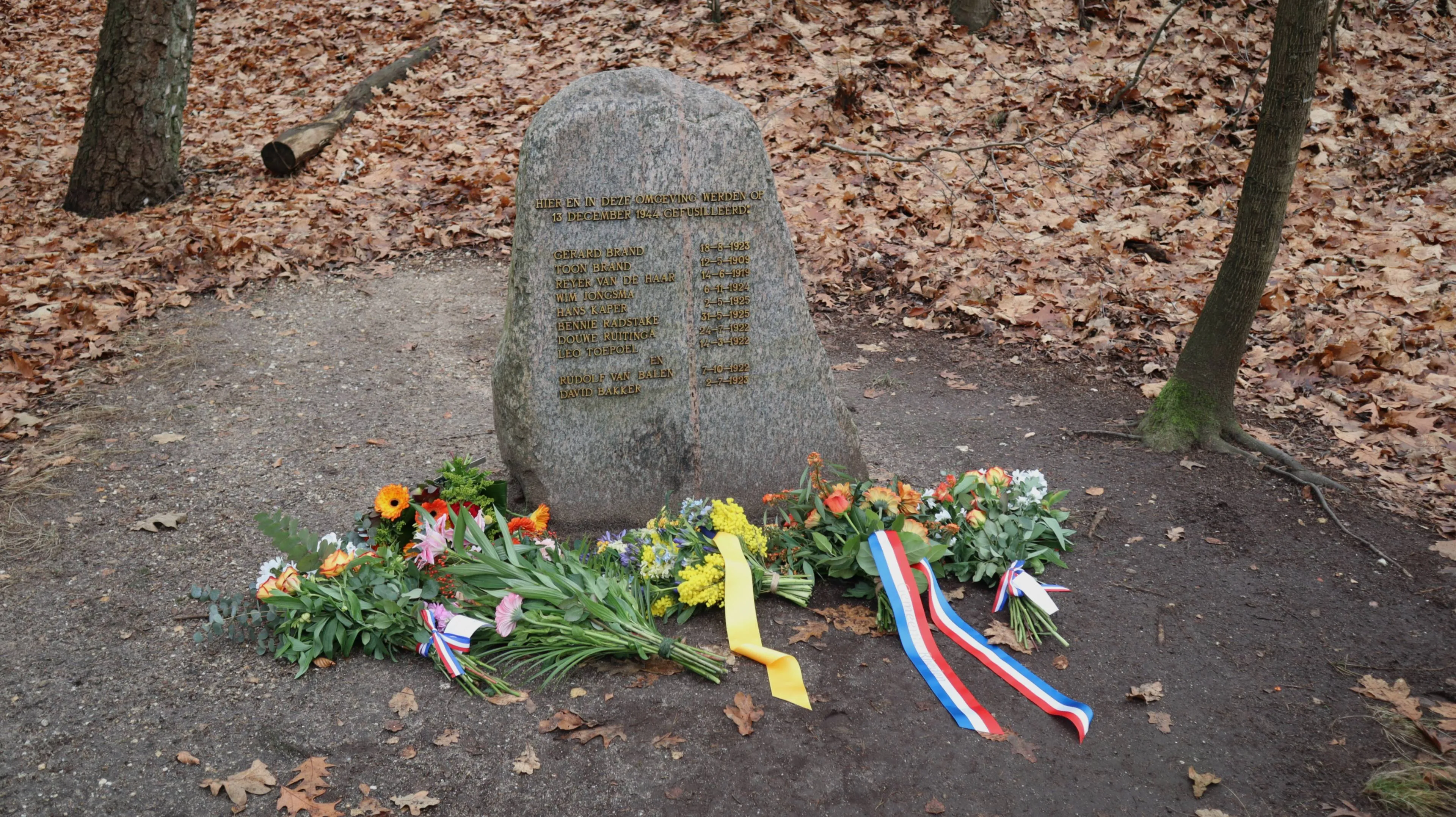 Slachtoffers Emmapiramide in Rozendaal herdacht 13-12-2025 (15)