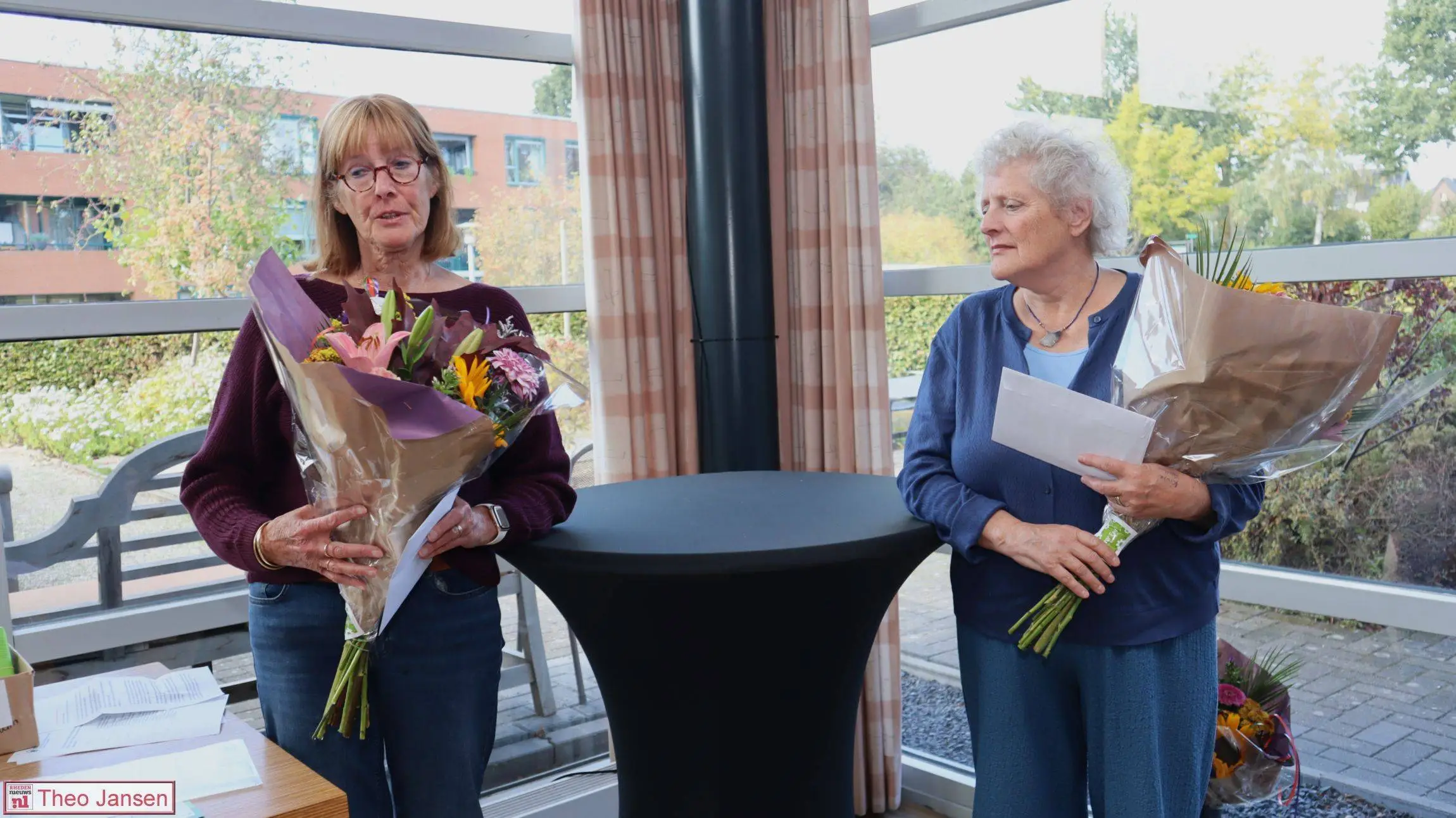Mantelzorgpluim uitgereikt aan mantelzorgers in Rheden en Rozendaal 8-10-2026 (5)