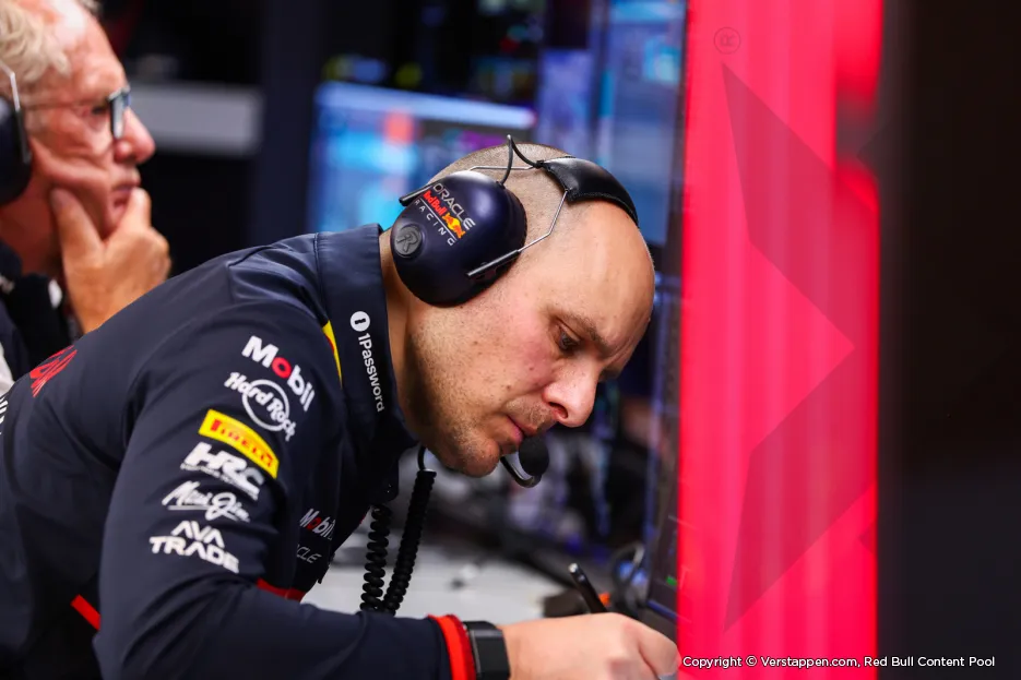 si202512050879 hires jpeg 24bit rgb 45b