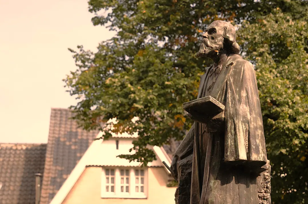 ©HartvanLimburg Standbeeld Architect Pierre Cuypers Roermond