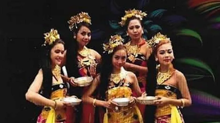 150828 pasar malam1 e1440719456779