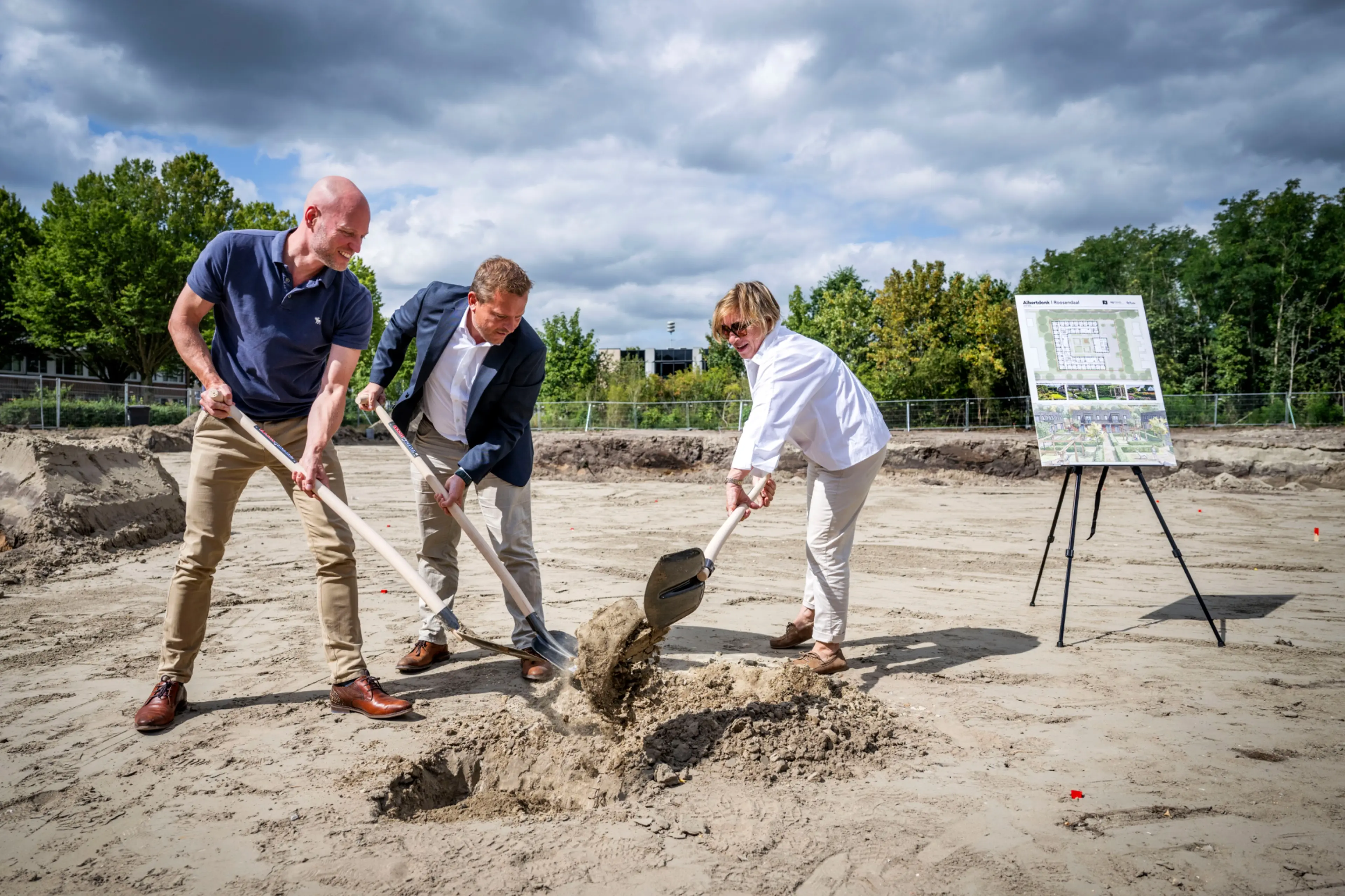 1   Startsein bouw Albertdonk SDW   kistje met wensen