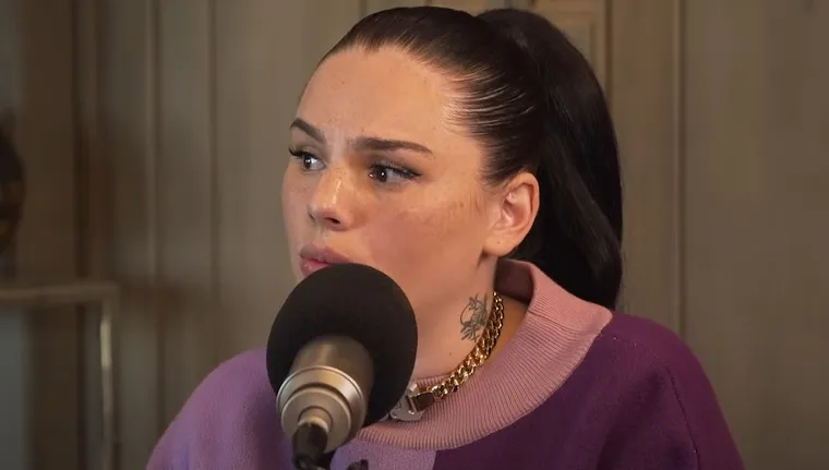 Famke Louise schokt met onthulling: "Heb er nooit over kunnen praten"