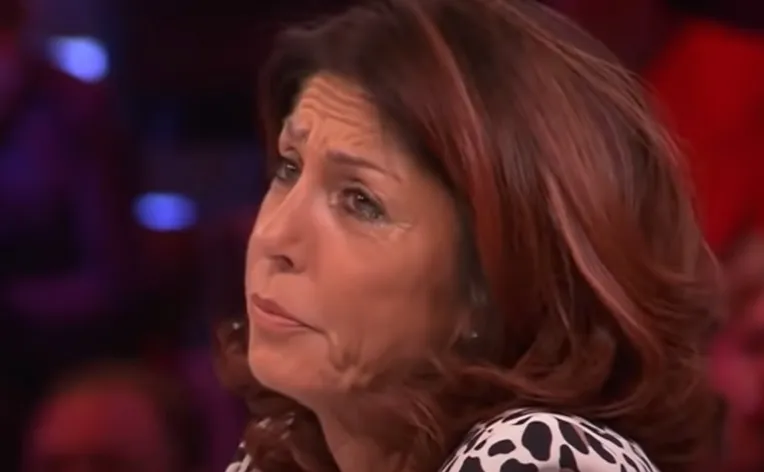 'Rachel stapt naar de rechter als Monique na bruiloft ook Hazes heet'