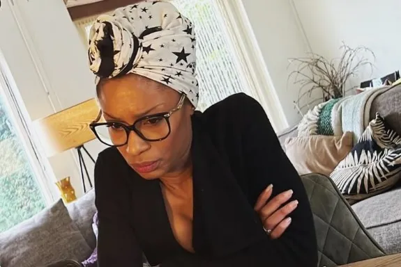 'Zoon van Sylvana Simons betrokken bij gewelddadige overval'