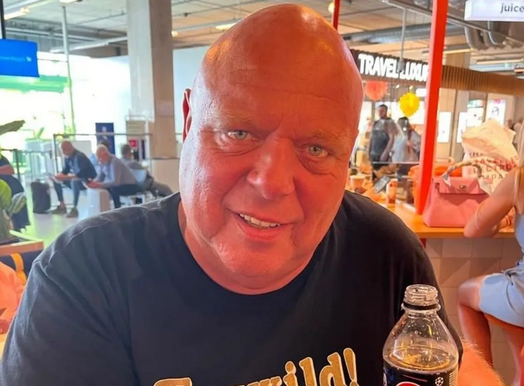 Henny Huisman sloopt Peter Gillis: ''Neppe dikzak''