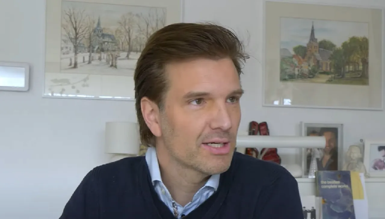 Dit is het echte verhaal waarom Bas Muijs gegijzeld werd