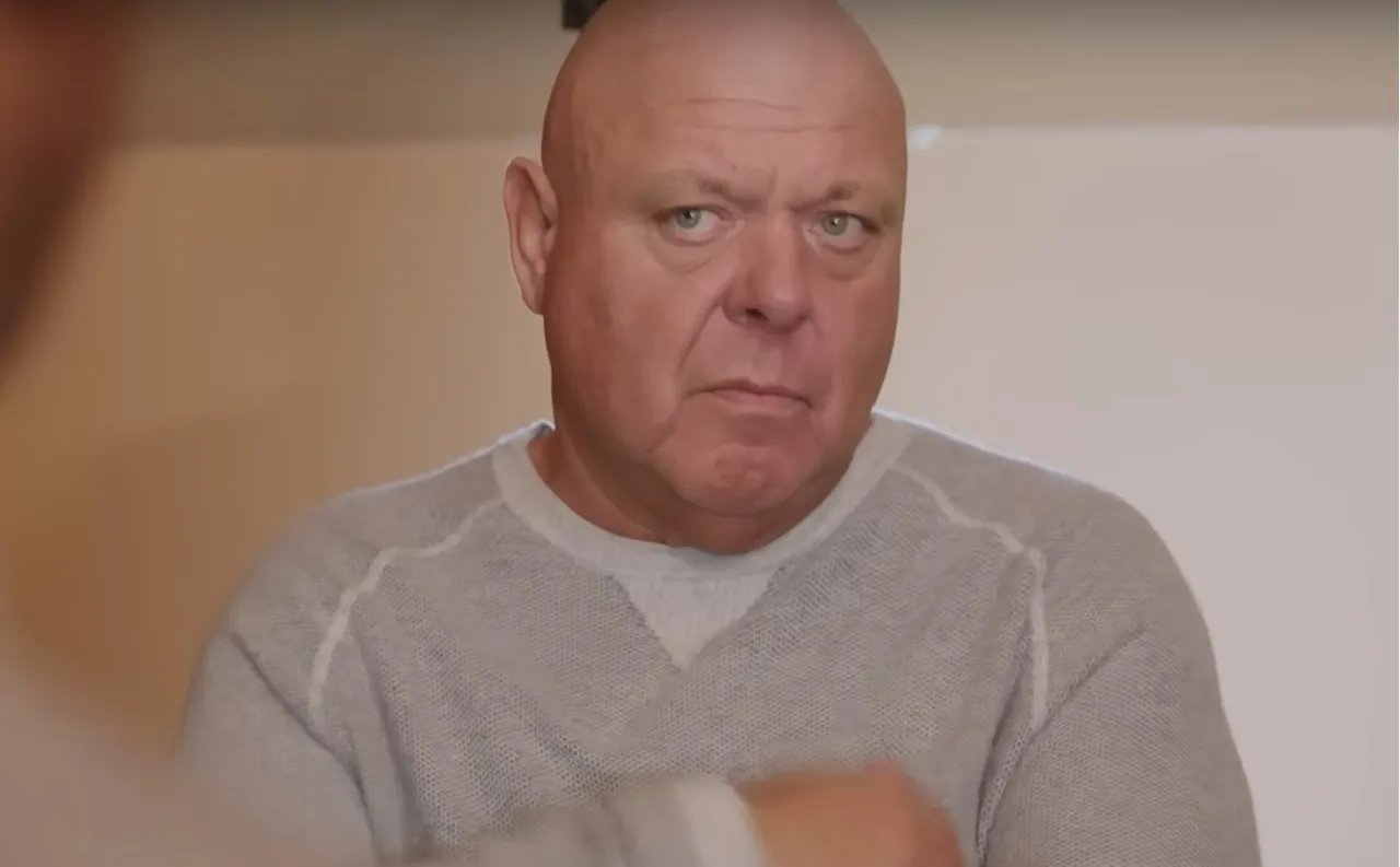 Nicol deelt gruwelijke mishandelingfoto's: ''Dit heeft Peter gedaan''