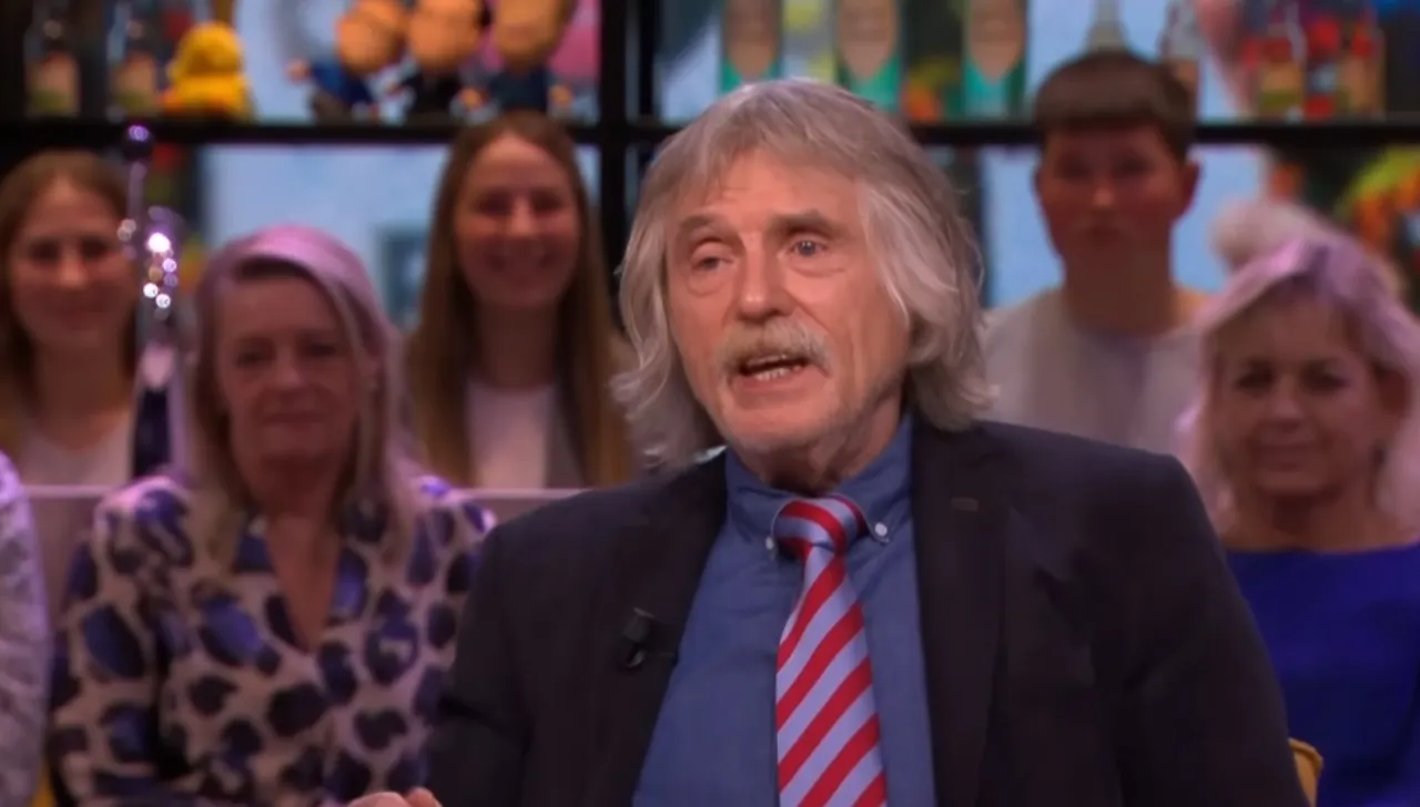 Johan Derksen gaat helemaal los over 'debielen' die 5 december willen verpesten