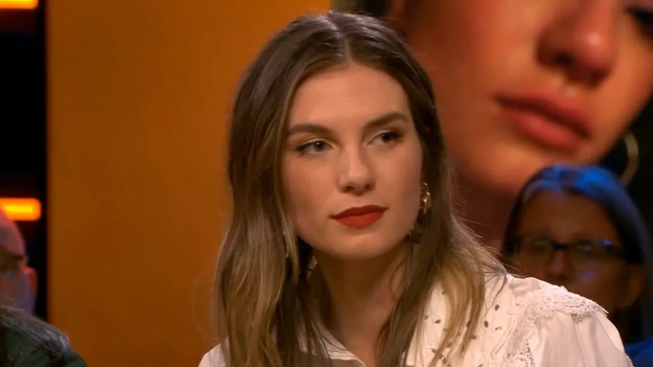 Zangeres Maan reageert en bevestigt de geruchten