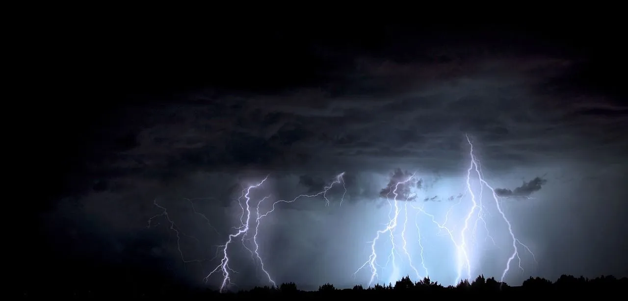 Straks opnieuw noodweer: hier gaat het vanmiddag los