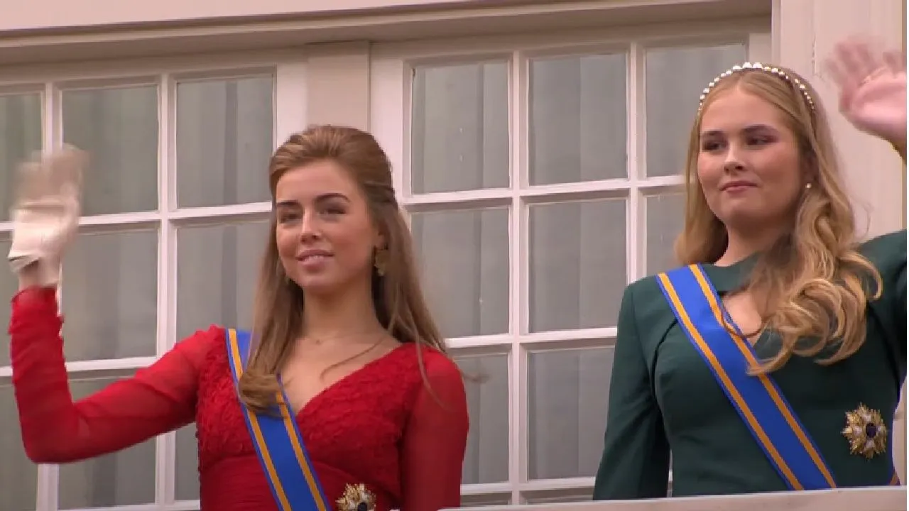 Jurk Alexia maakt veel los en kijkers zijn het allemaal met elkaar eens
