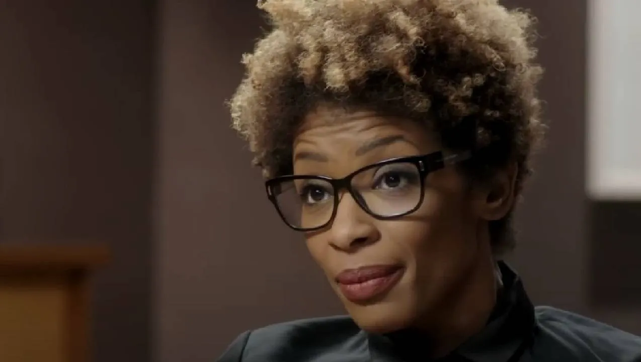 Sylvana Simons gaat te ver, post respectloos bericht over Ron Brandsteder