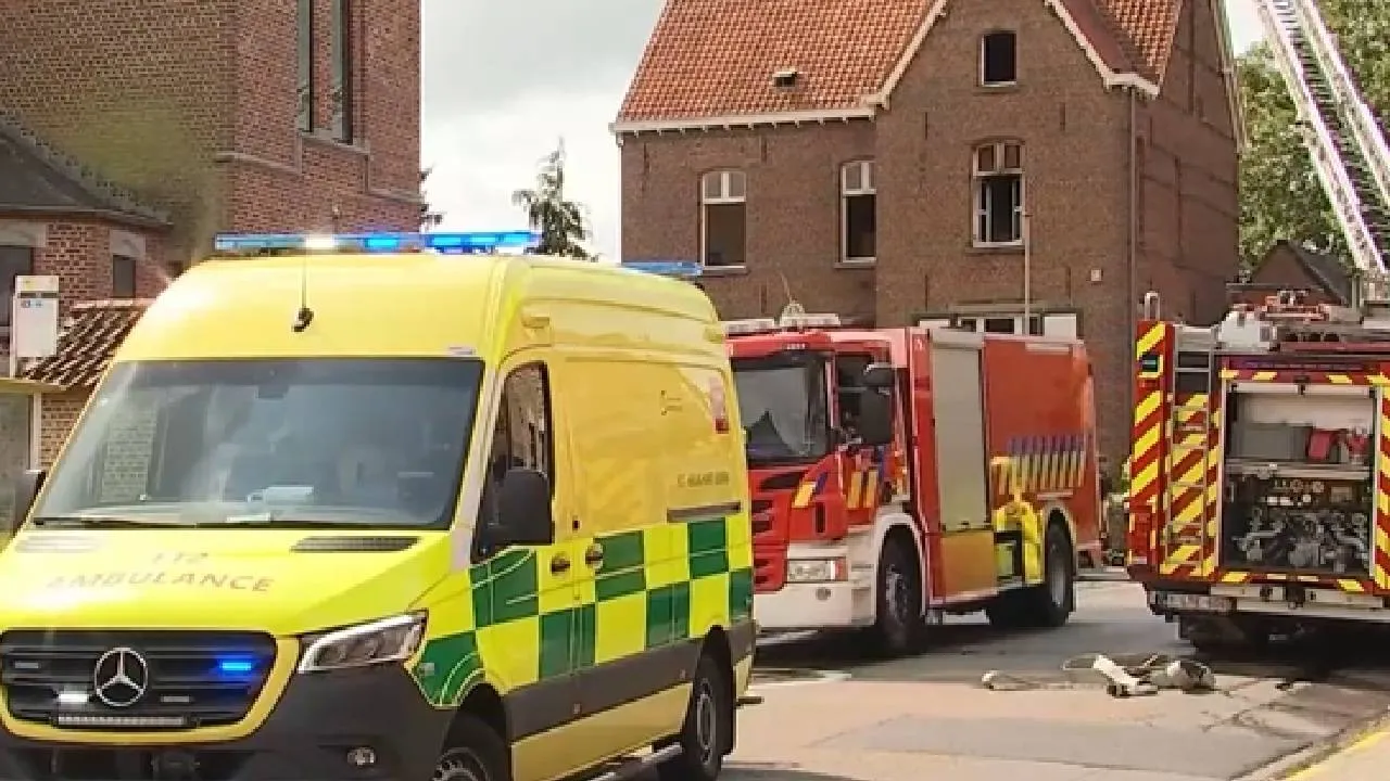 ambulance1223