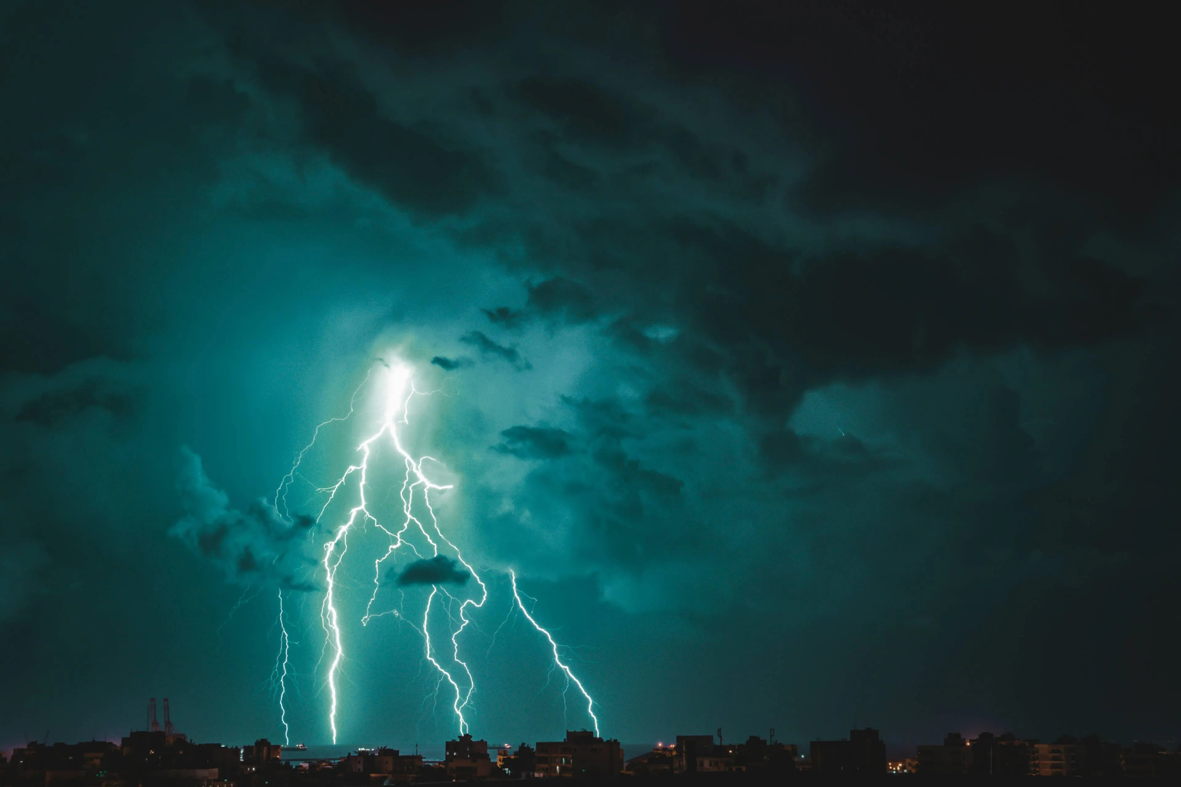 theo tab 2wh869865gs unsplash1