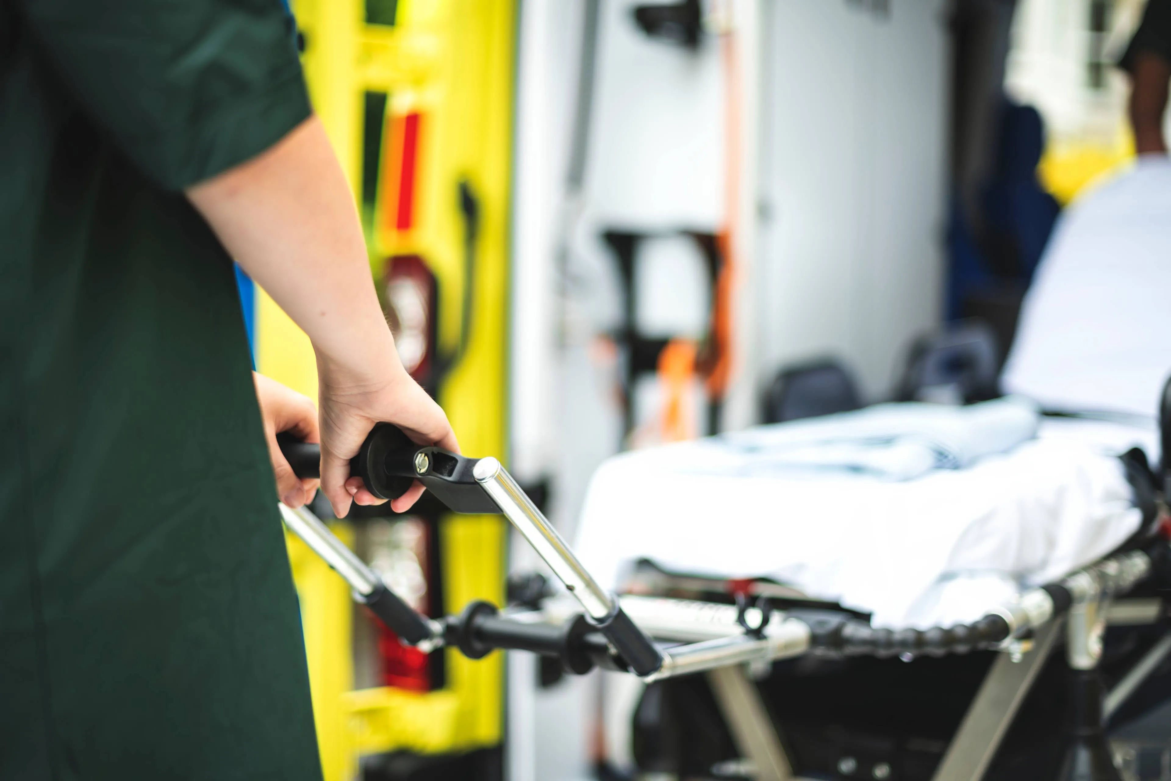 paramedics-work-with-ambulance